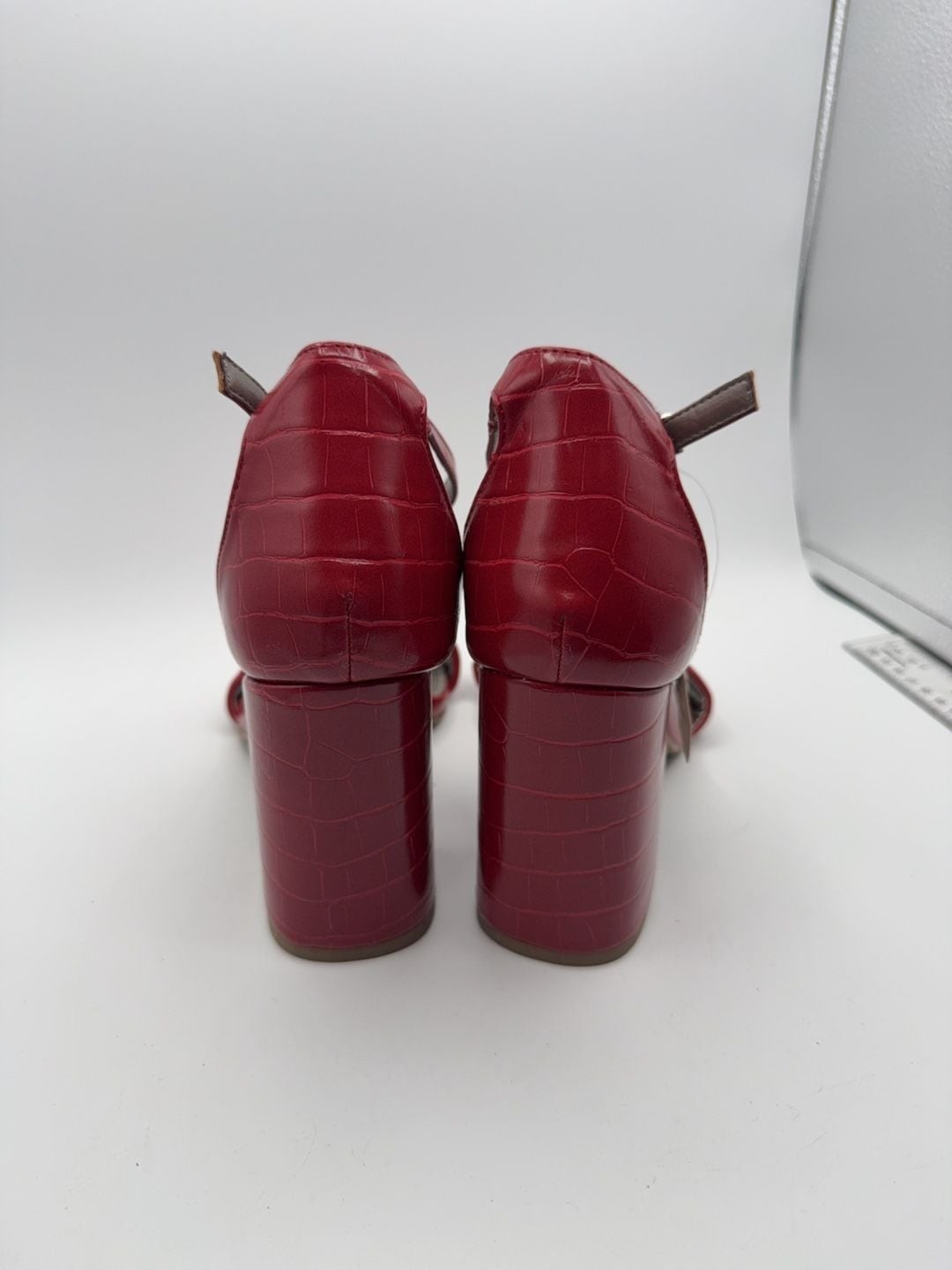 Worthington Becklyn Red Faux Croc Block Heel Sandals Size 9M