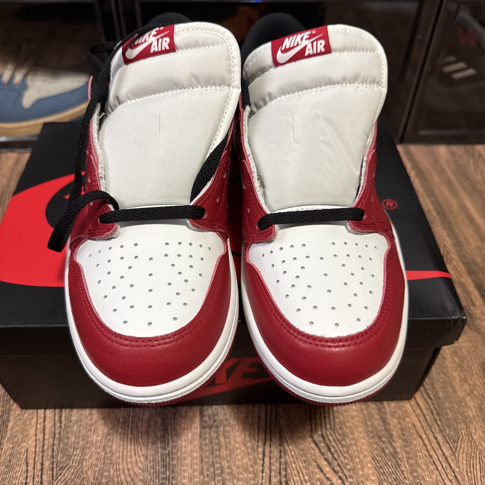 Jordan 1 Low OG Chicago⁠