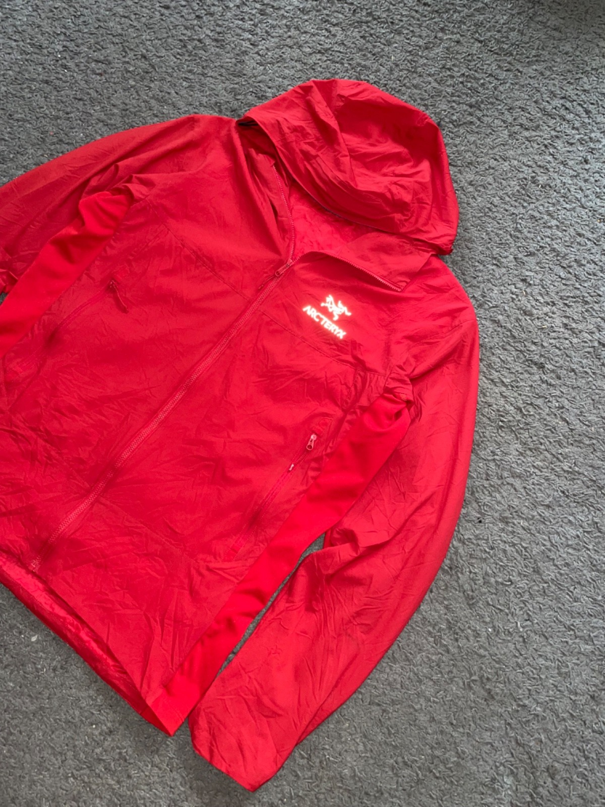 Arc’teryx Atom SL Hoodie Jacket Men’s Medium Red Lightweight