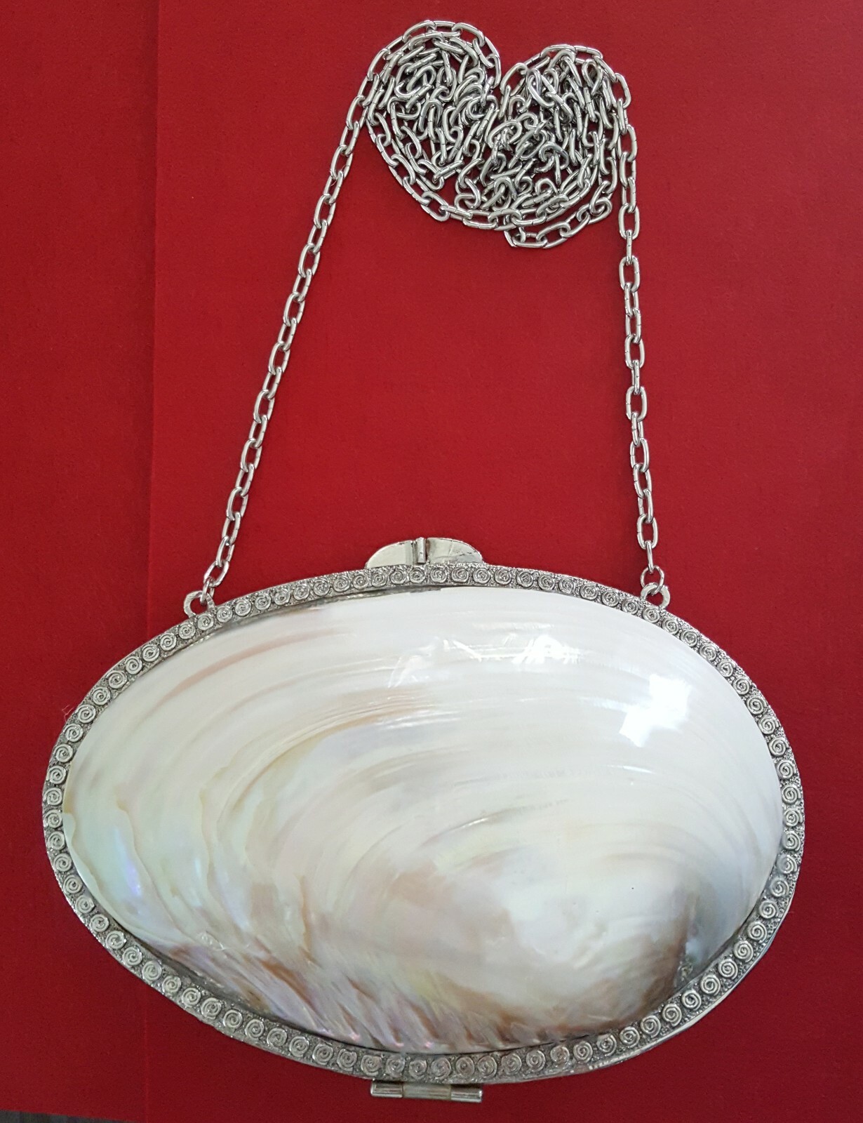Vtg Mother of Pearl Clutch Bag Shell Pouch Shoulder Chain Hasp White Lady Mom 8″