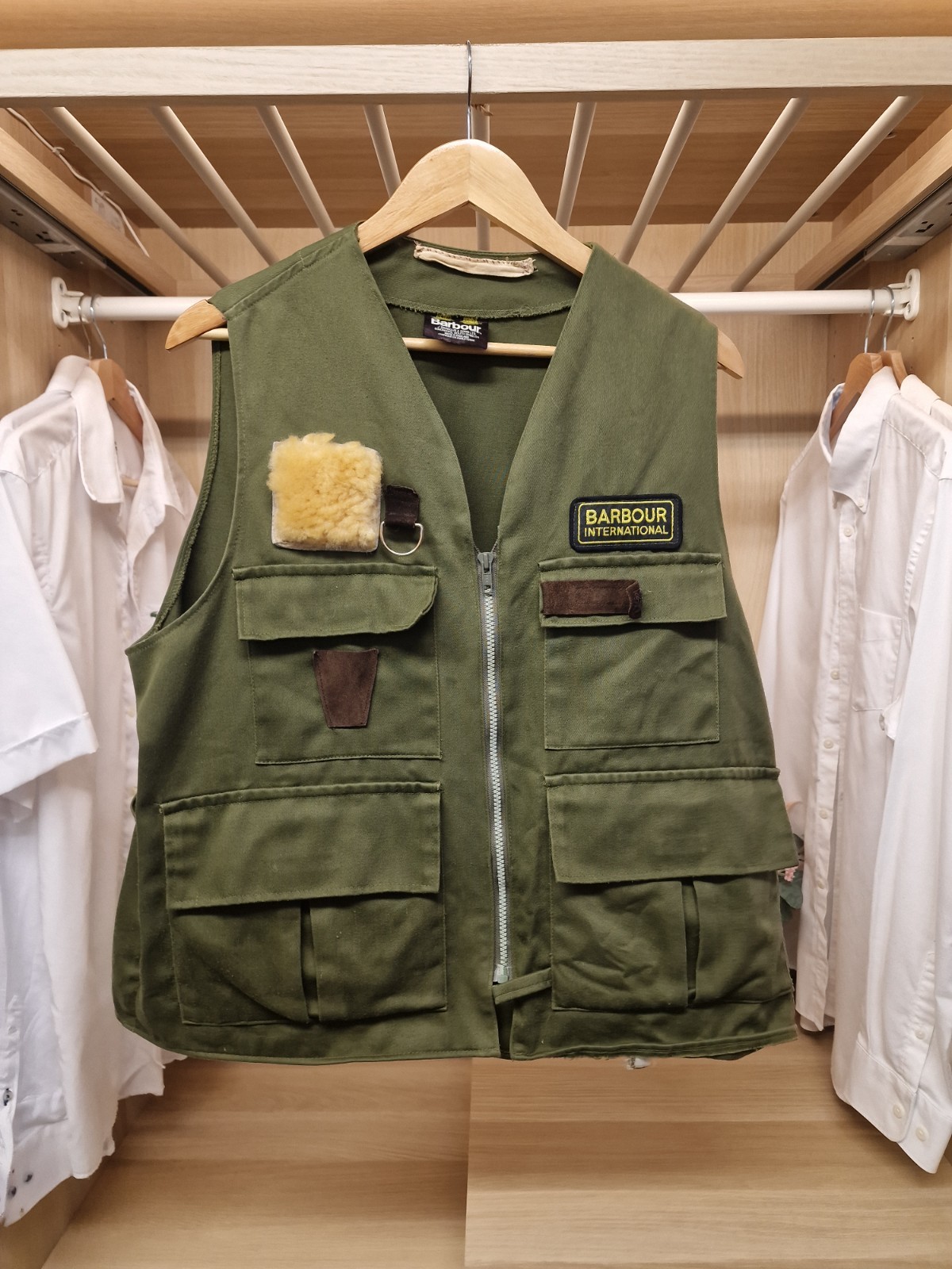 Barbour International Mens XL Fishing Gilet Vest Olive Green Utility Shooting