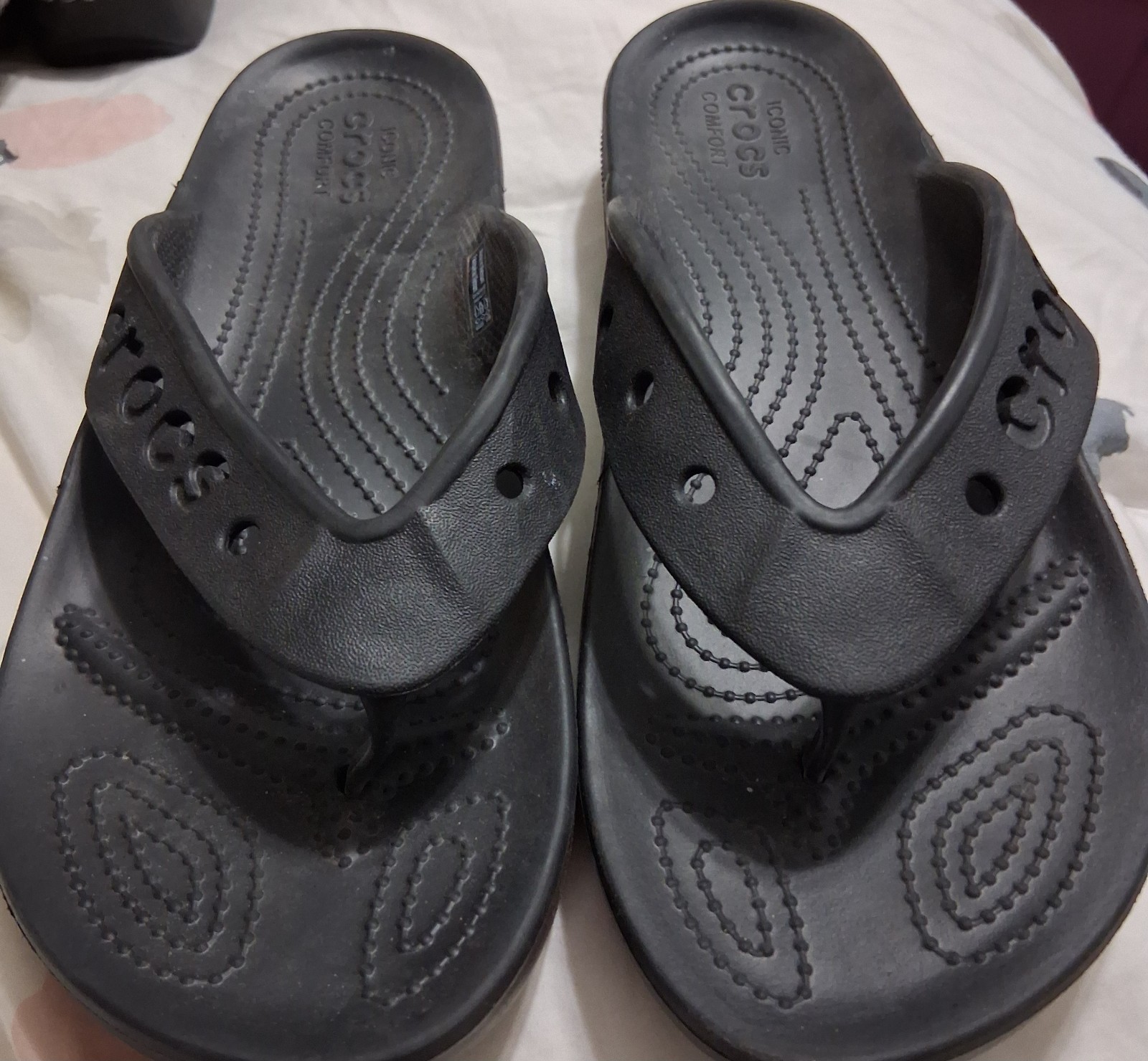 Crocs Baya Iconic Black Comfort Unisex Flip Flops Womens 11 Mens 9