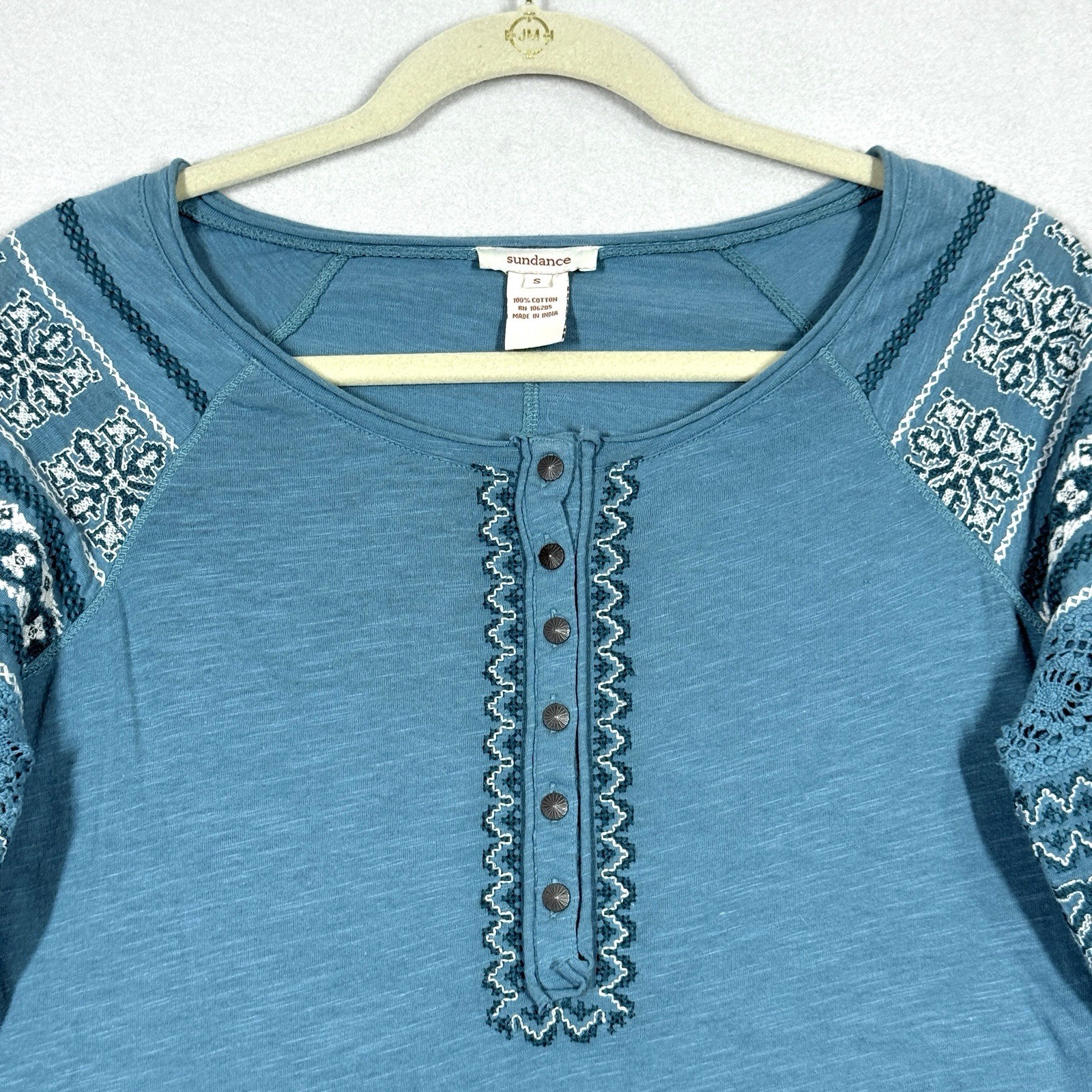 Sundance Top Womens Small Henley Embroidered Crochet Sleeve Bohemian Bella Swan