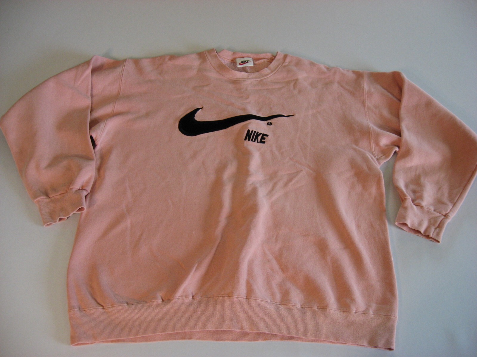 Vintage Nike Men’s Large Center Velvet Swosh Sweatshirt Pink Large Made in USA