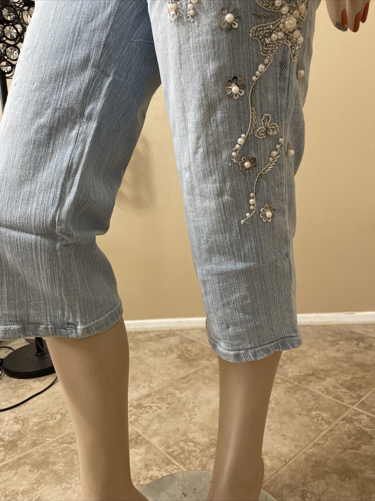 Women’s Light Blue Cotton Casual Beaded Pearls Glitter Zipper Size L Pants Capri