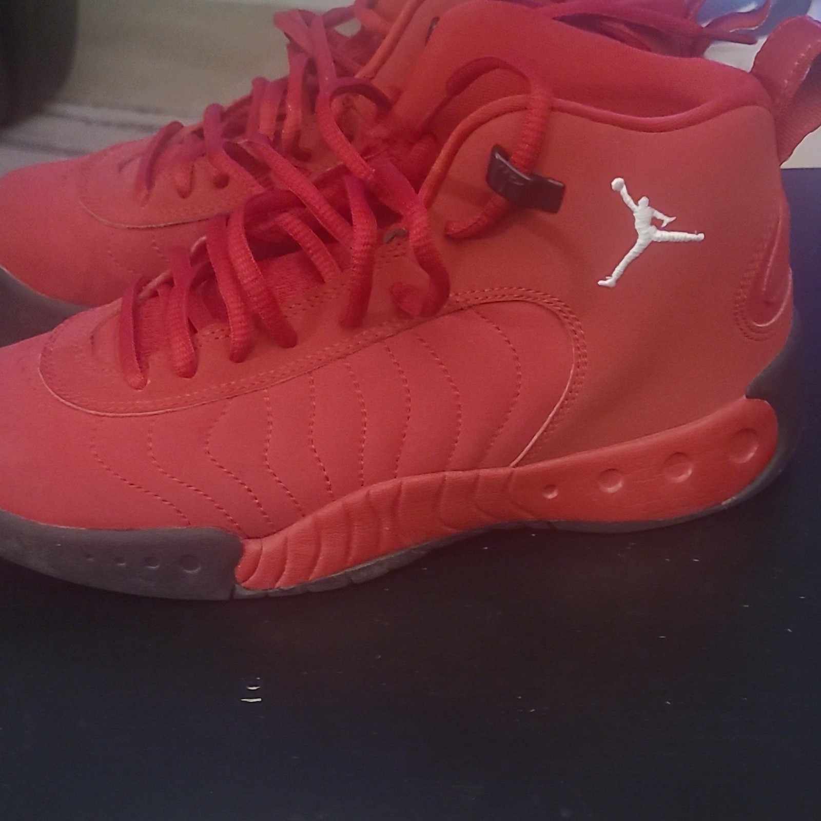 Jordan Jumpman Pro Unisex Kids Athletic Sneakers Red Black Mid Top 6.5Y