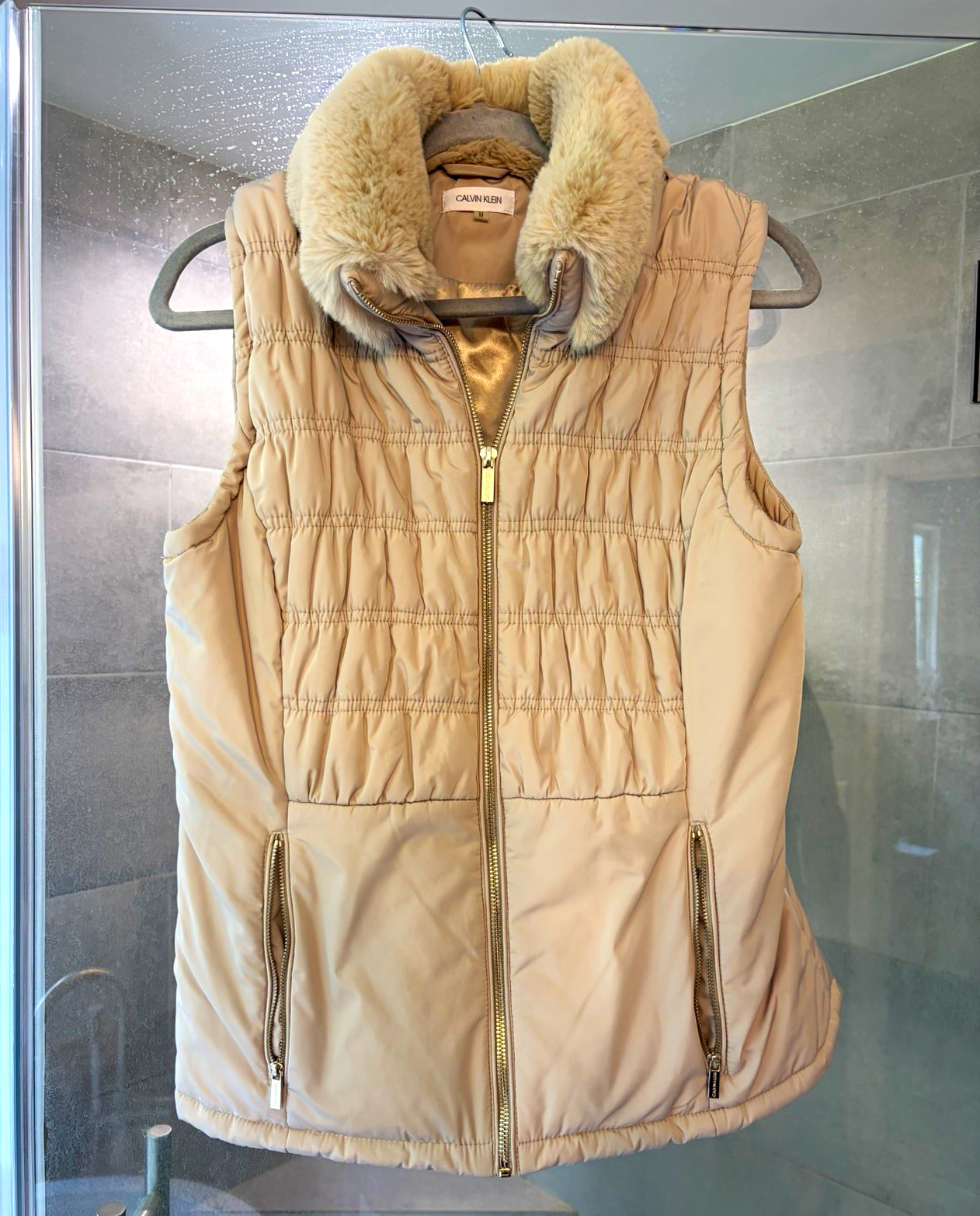 Calvin Klein Women’s Medium Beige Puffer Vest Faux Fur Trim Quilted Full Zip