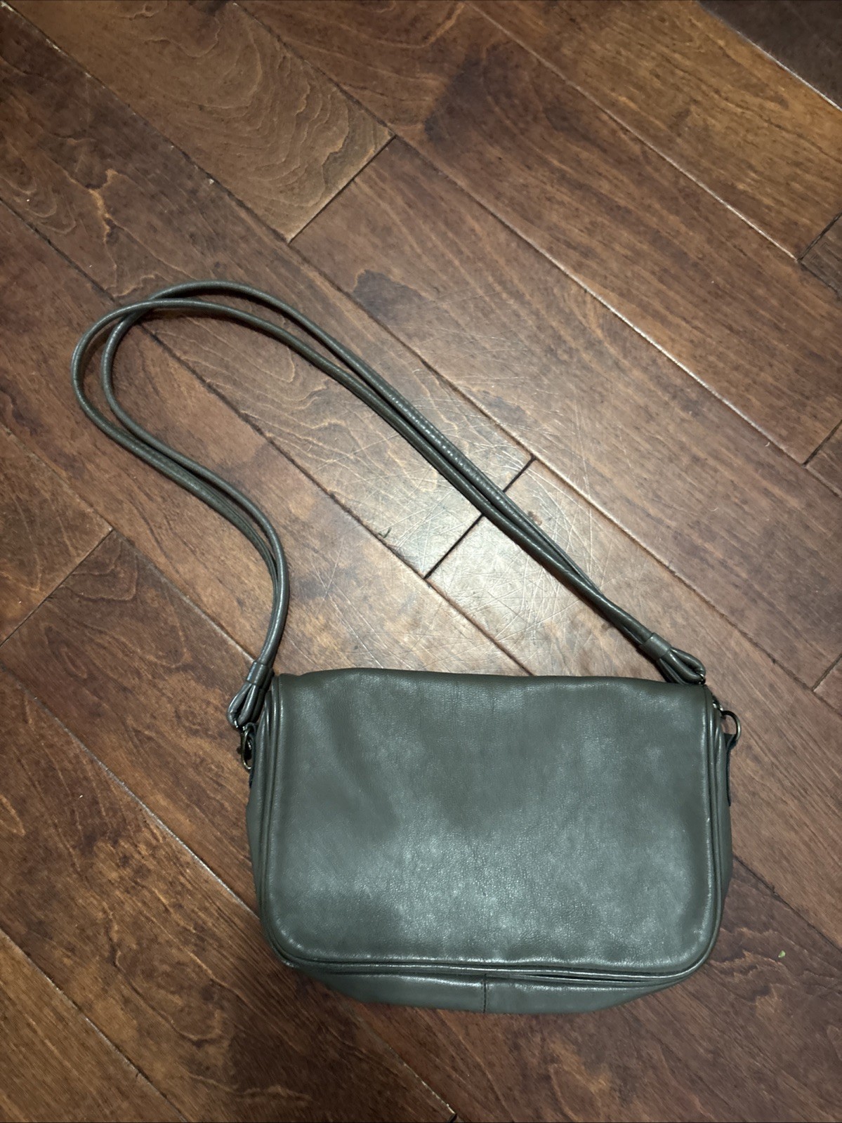 Vintage Juliette Genuine Leather Handbag made in USA minimalist Approx 11×7