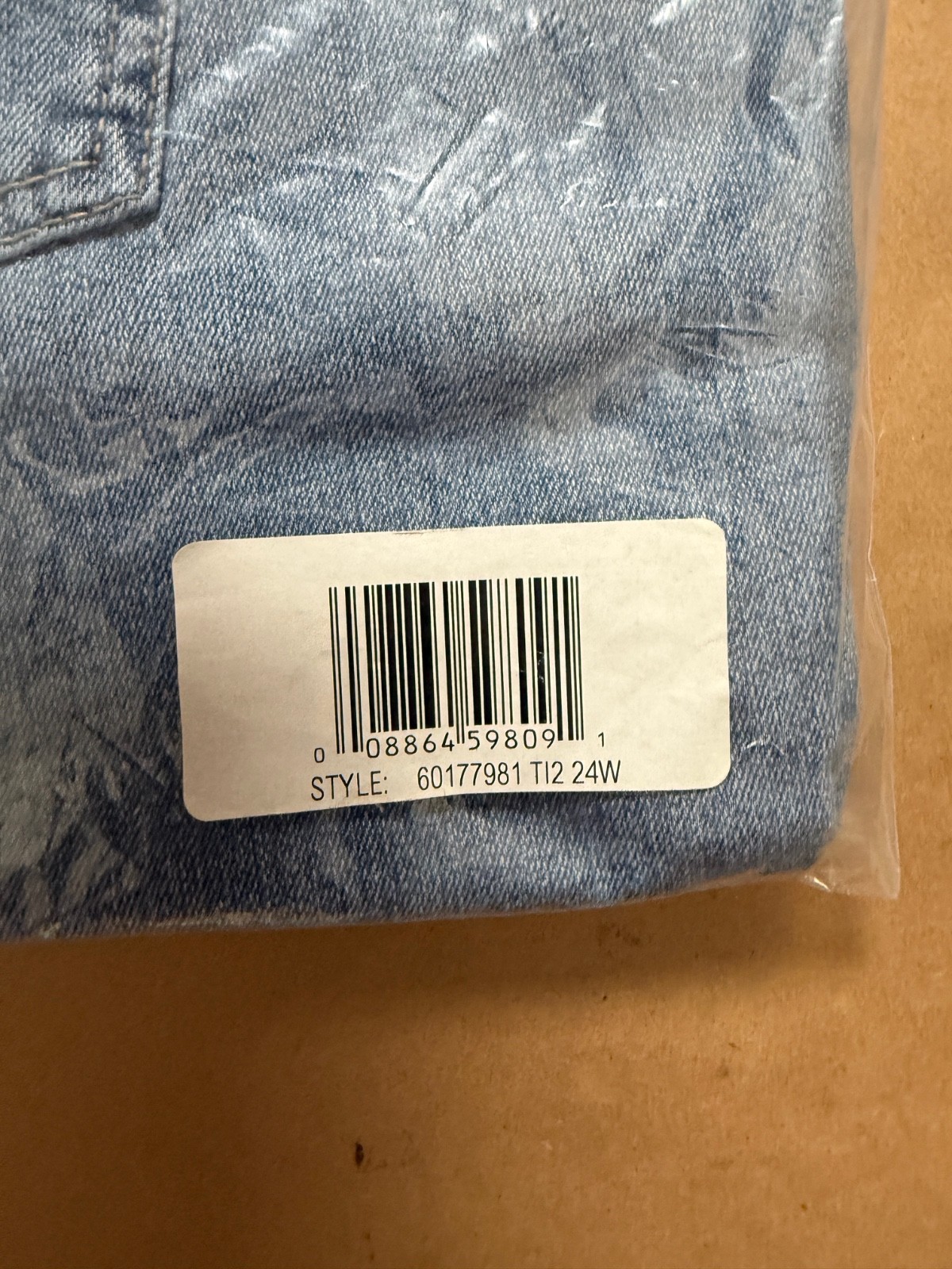 Gloria Vanderbilt Amanda Jeans 24W Average Tapered Leg Callisto Wash NWT