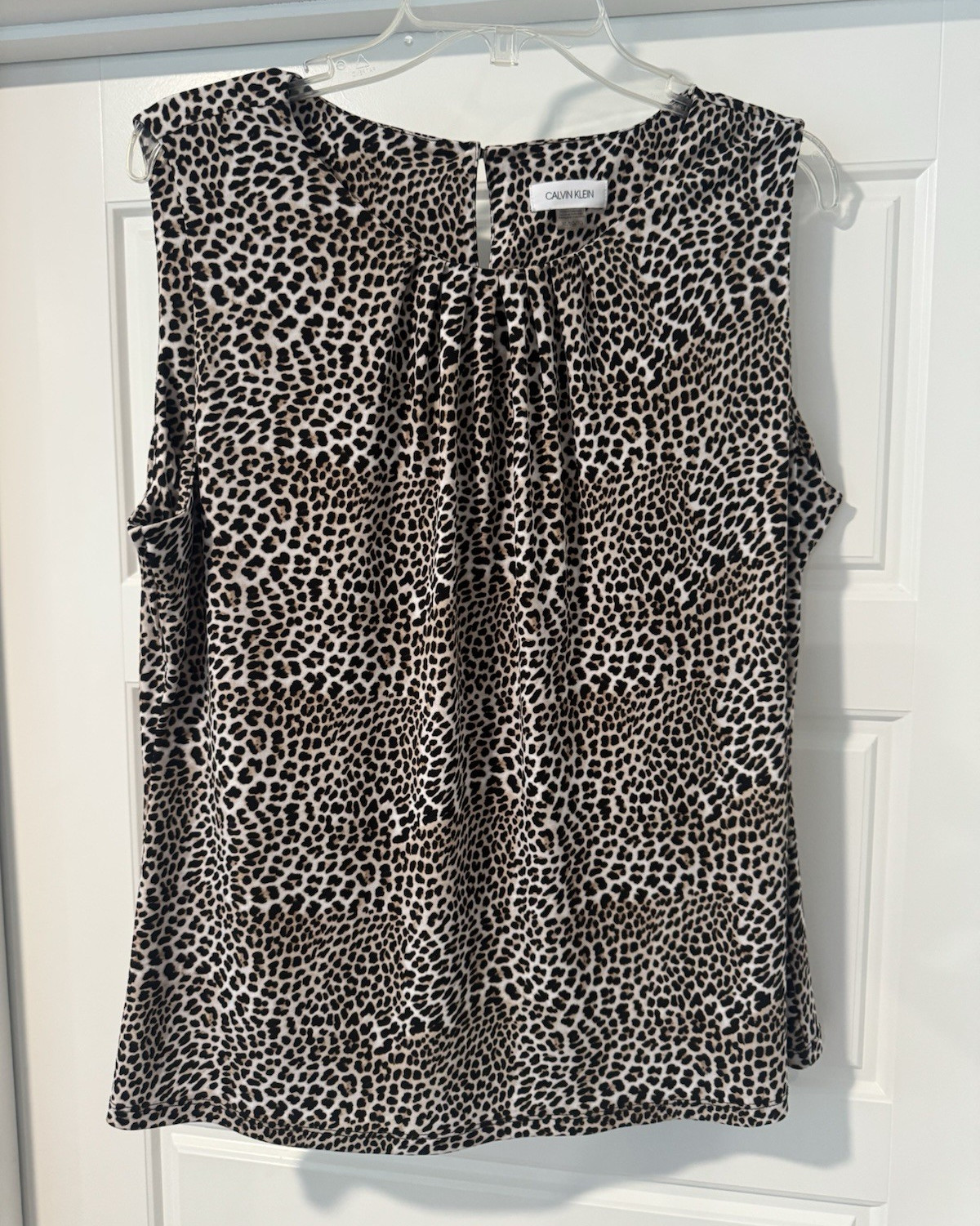 Calvin Klein XL Black/White Leopard Print Pleated Sleeveless Blouse