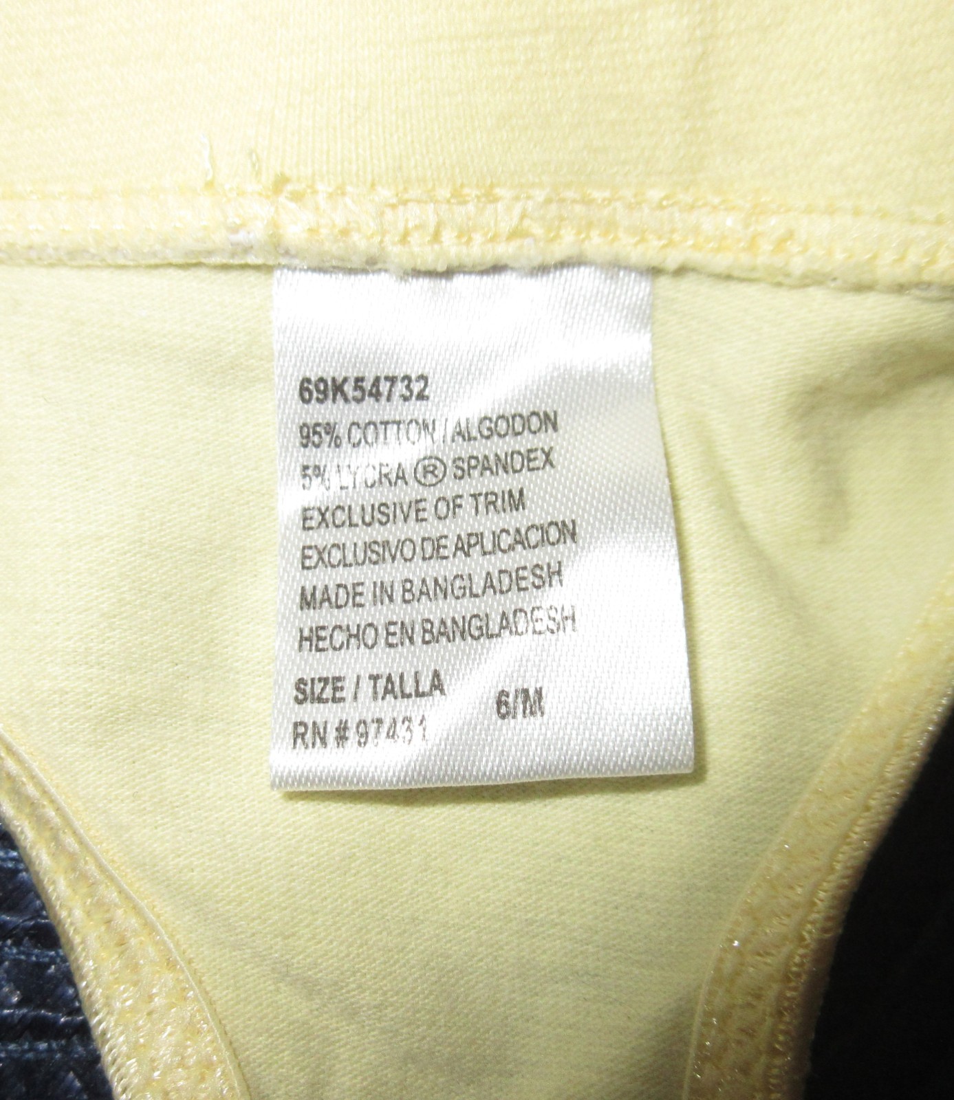 NWOT lot 4 THONGS YELLOW BLACK sparkle string COTTON assorted sizes panties