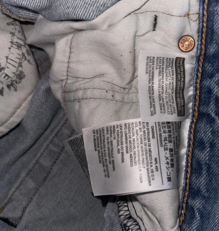 Levi’s Denim Tears Cotton Wreath Jeans Size 36 Light Wash DT501-002-30