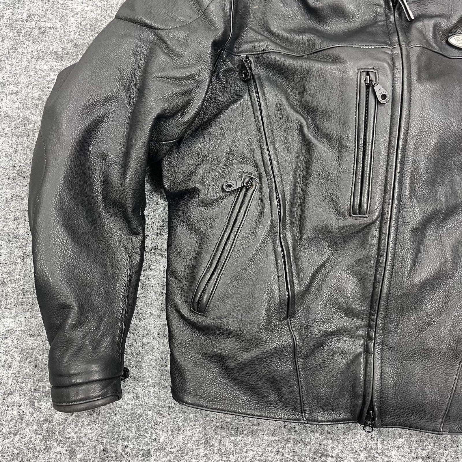 Harley Davidson FXRG Jacket Mens Large Black Leather Liner Armor Biker