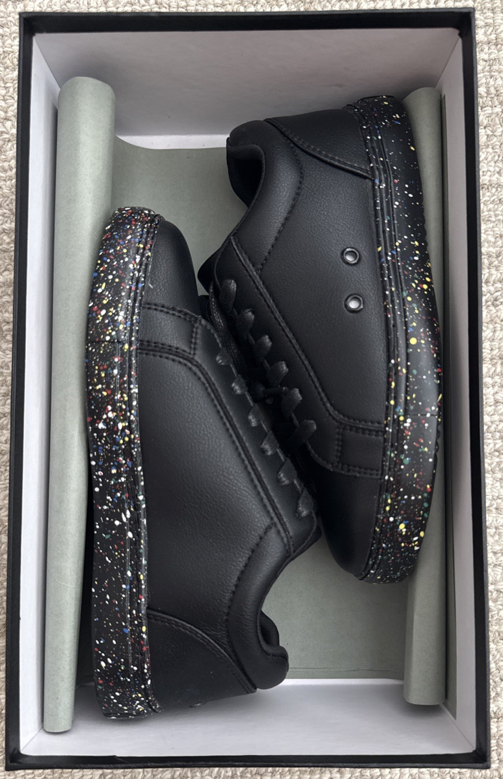 Fuego Low Top Lightweight Dance Sneakers, Size 4Y / 4 M / 5 W US, Black Splatter