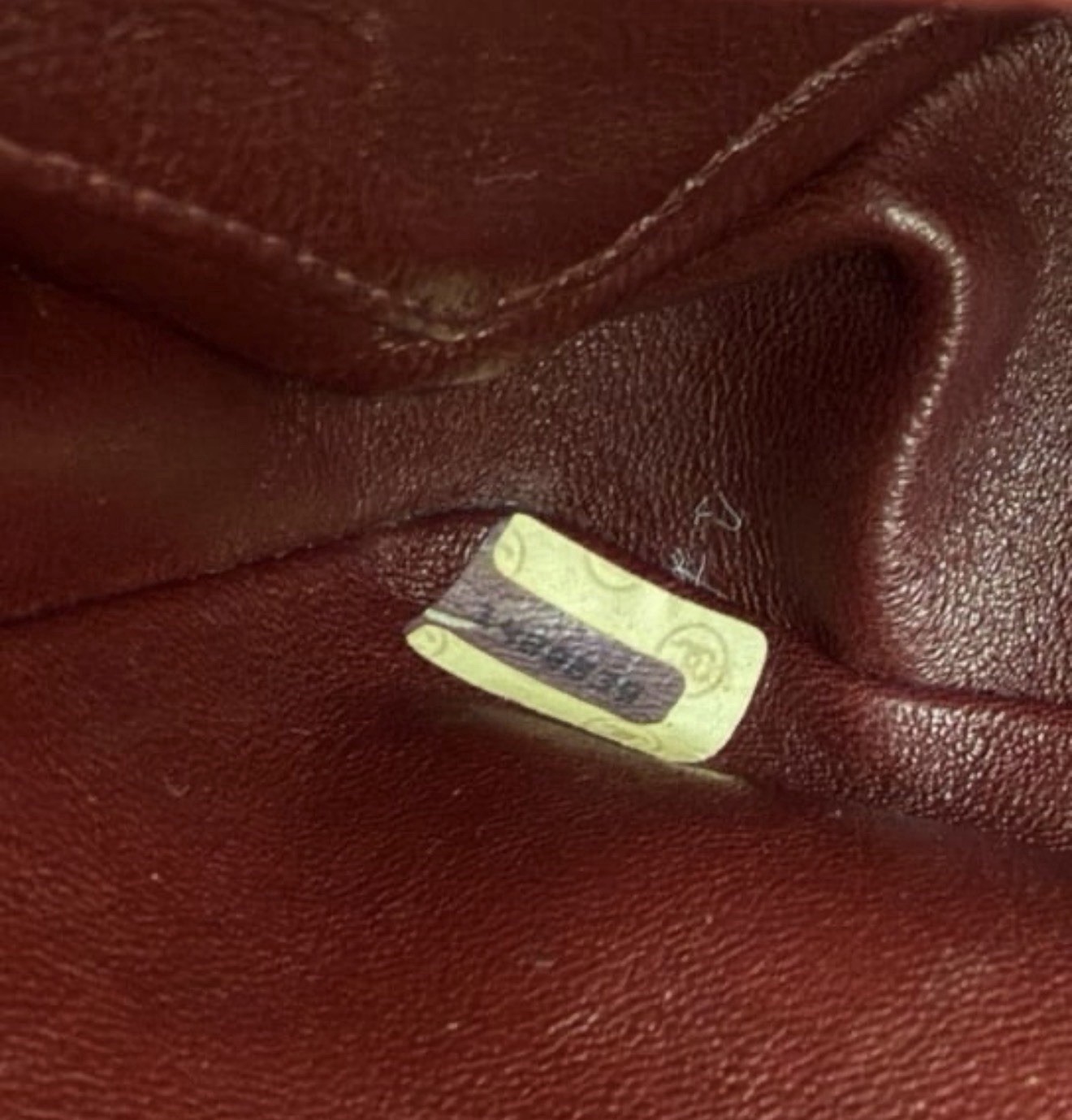 Authentic vintage Black Quilted Small Single Flap Chain Turn Lock Gold bag