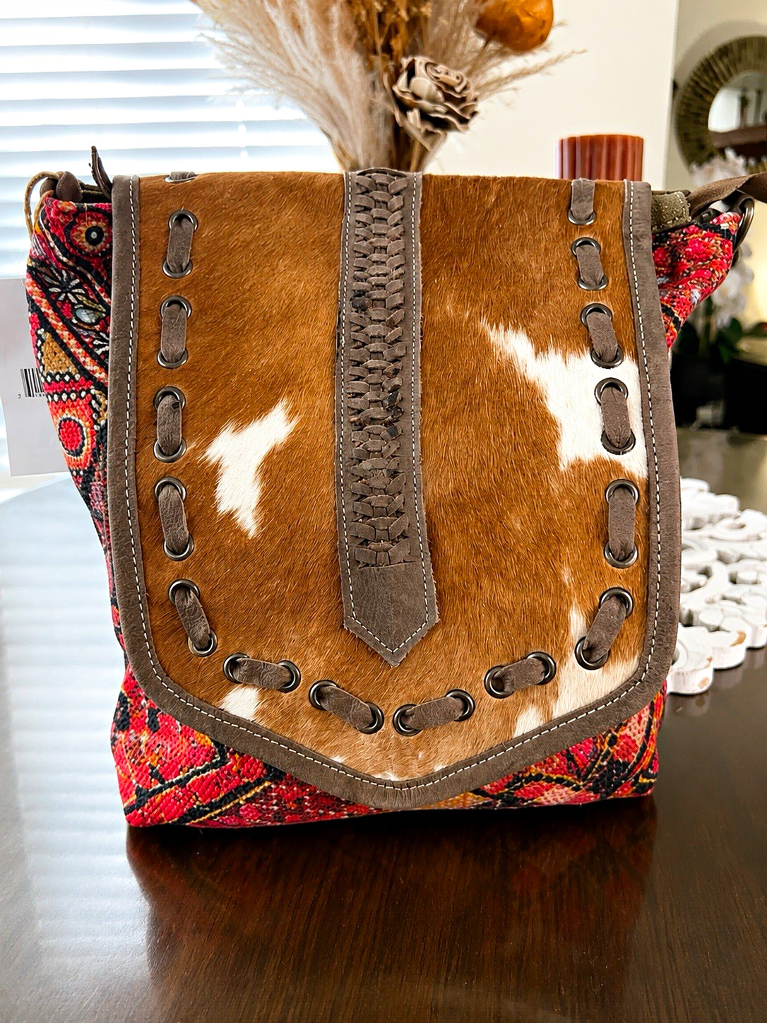 Boho Geometric Shoulder Bag, Medium, Zip Closure, Cowhide Flap, Lined Pockets