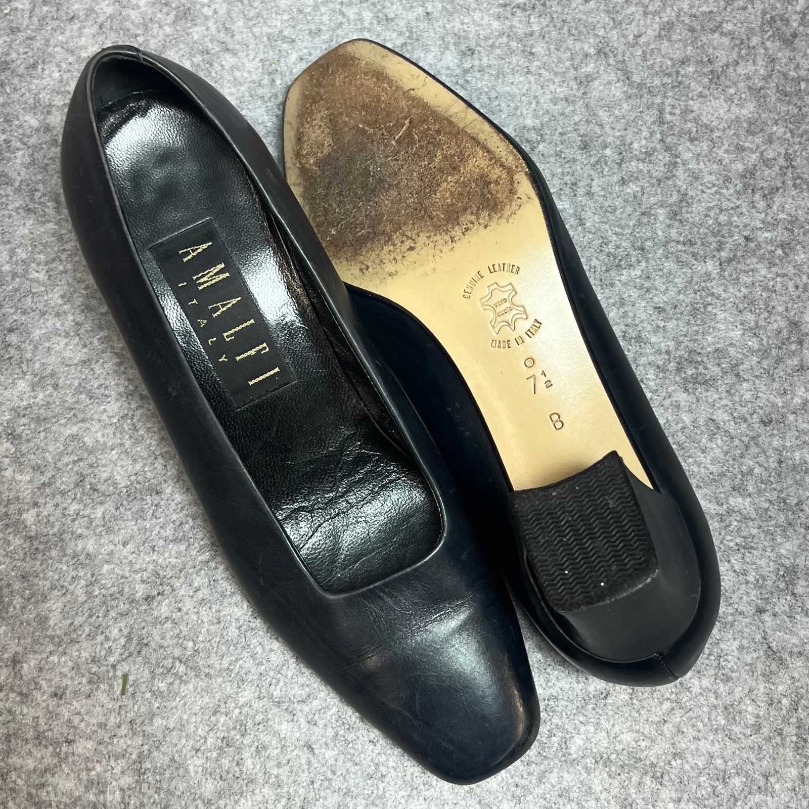 Amalfi Italy Navy Blue Leather Square Toe Block Heel Pumps Career Women Size 7.5
