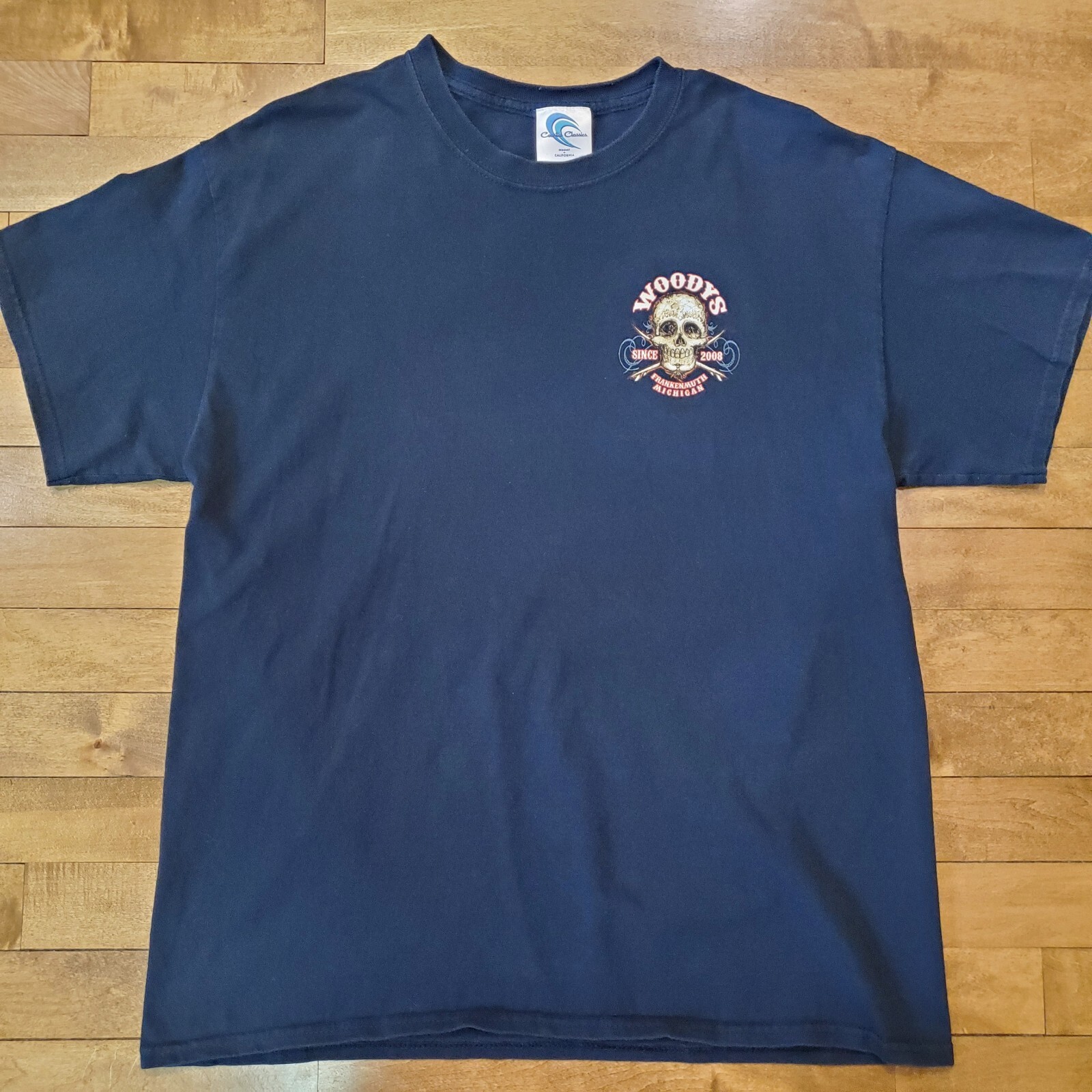 Woodys Store Frankenmuth MI Mens T Shirt Skull Surfboards Black Size L