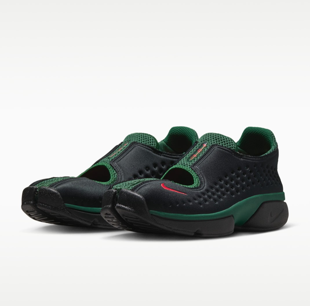 NIKE Women’s Rift 2 IQ8006-002 Black Team Dark Green Fire Red