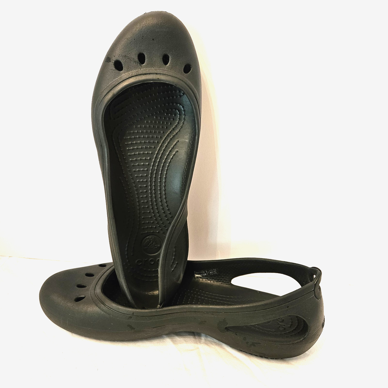 Crocs Kadee Ballet Flats Women’s Size 10 Black Comfort Casual Slip On Shoe EUC