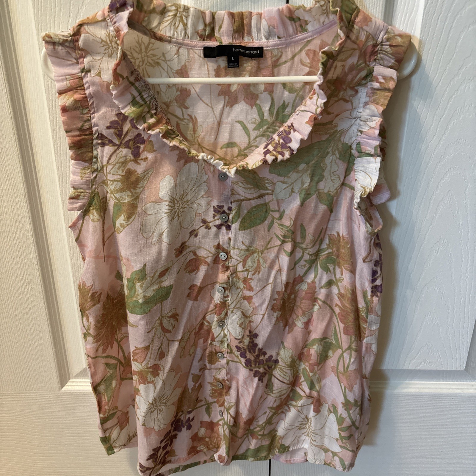 Women’s Ruffled Neckline and Cap Sleeves Pink Floral Top Button Adornment Sz L