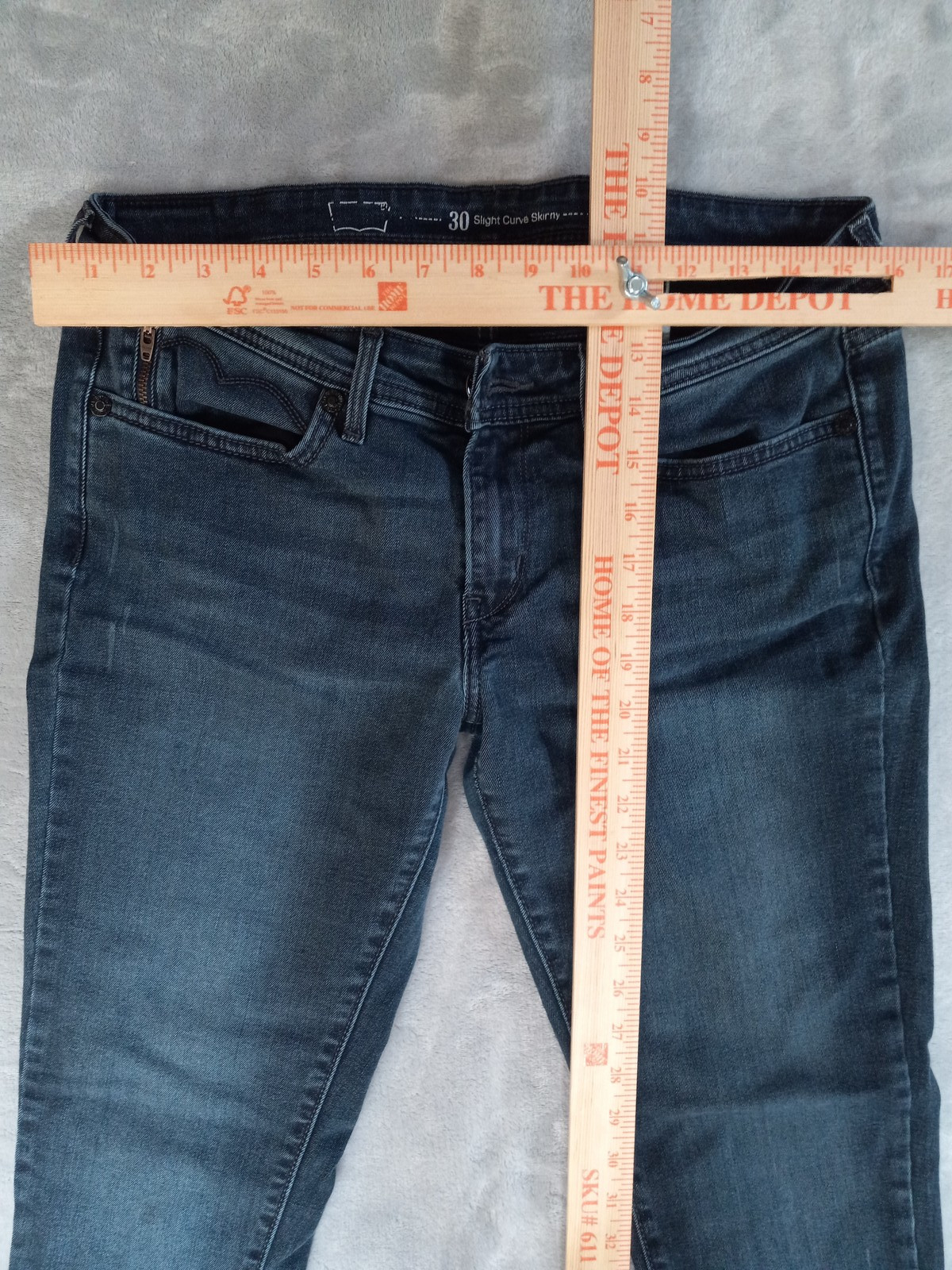 Levi’s Slight Curve Skinny Jeans Womens 30×29 Dark Wash Blue Zip Pocket Stretch