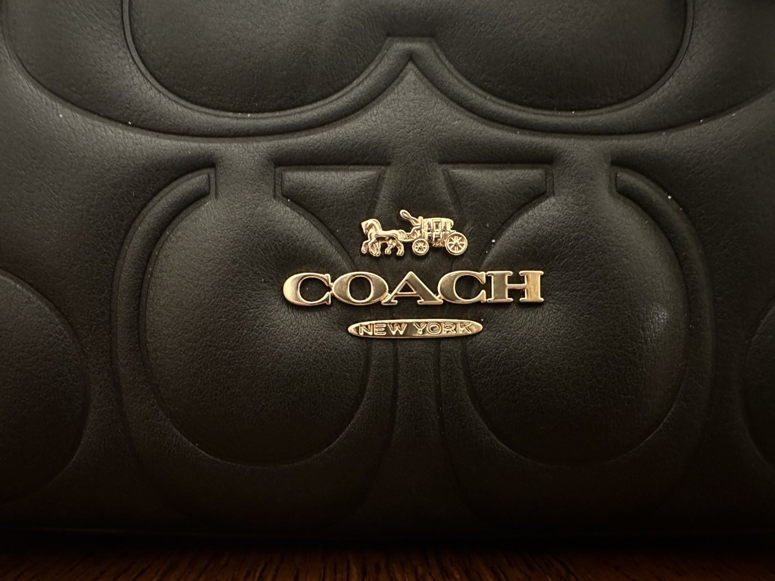 Coach Maggie Small Tote Bag In Signature Leather in Black NWOT – CY670