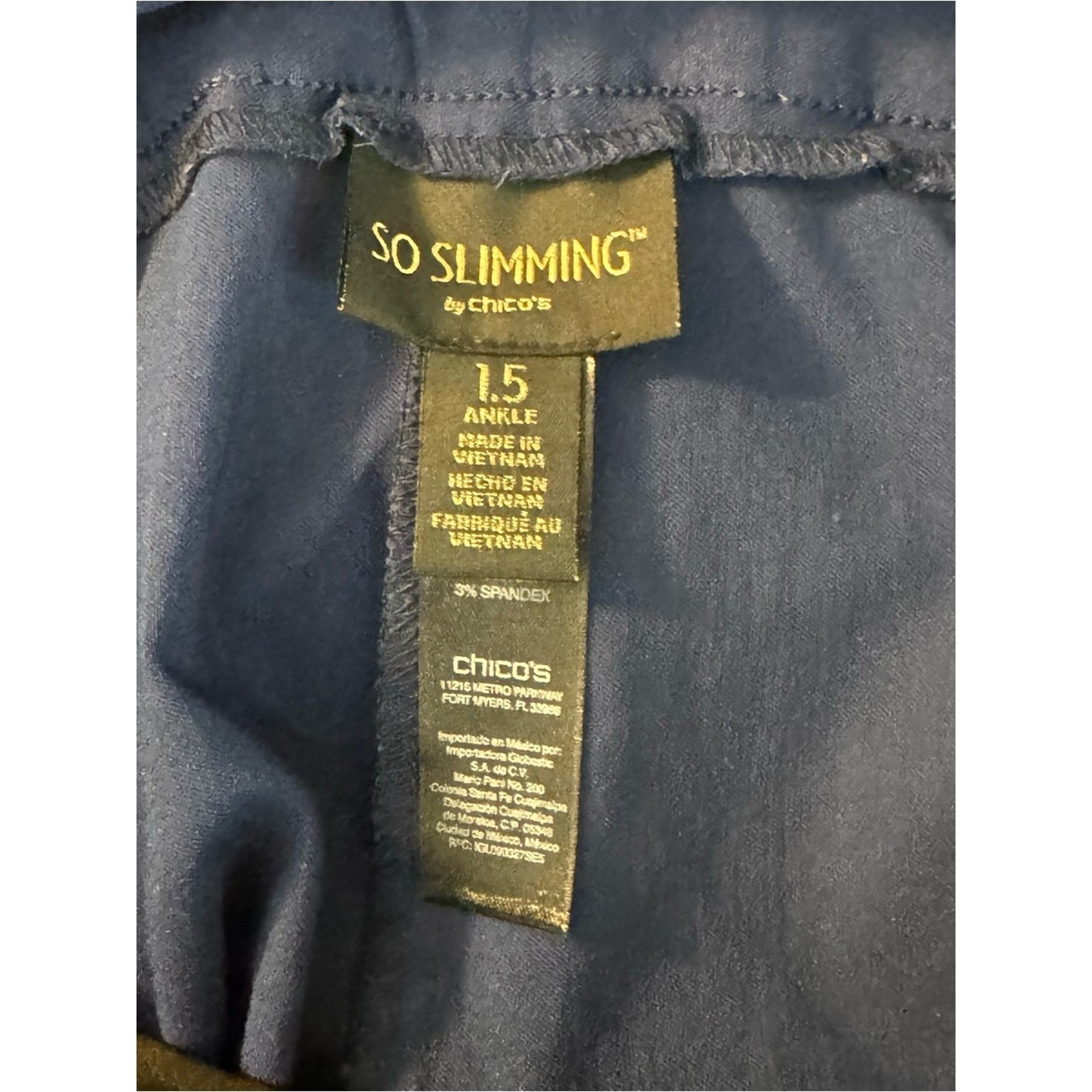 Chico’s 1.5 (Reg 10) Ankle Blue Rayon/Nylon/Span Brigette So Slimming Pants
