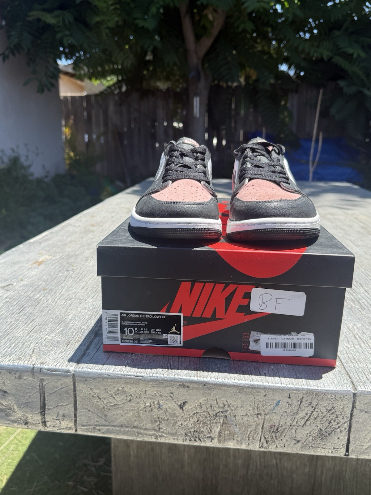 Jordan 1 Low Bleached Coral Size 10.5m