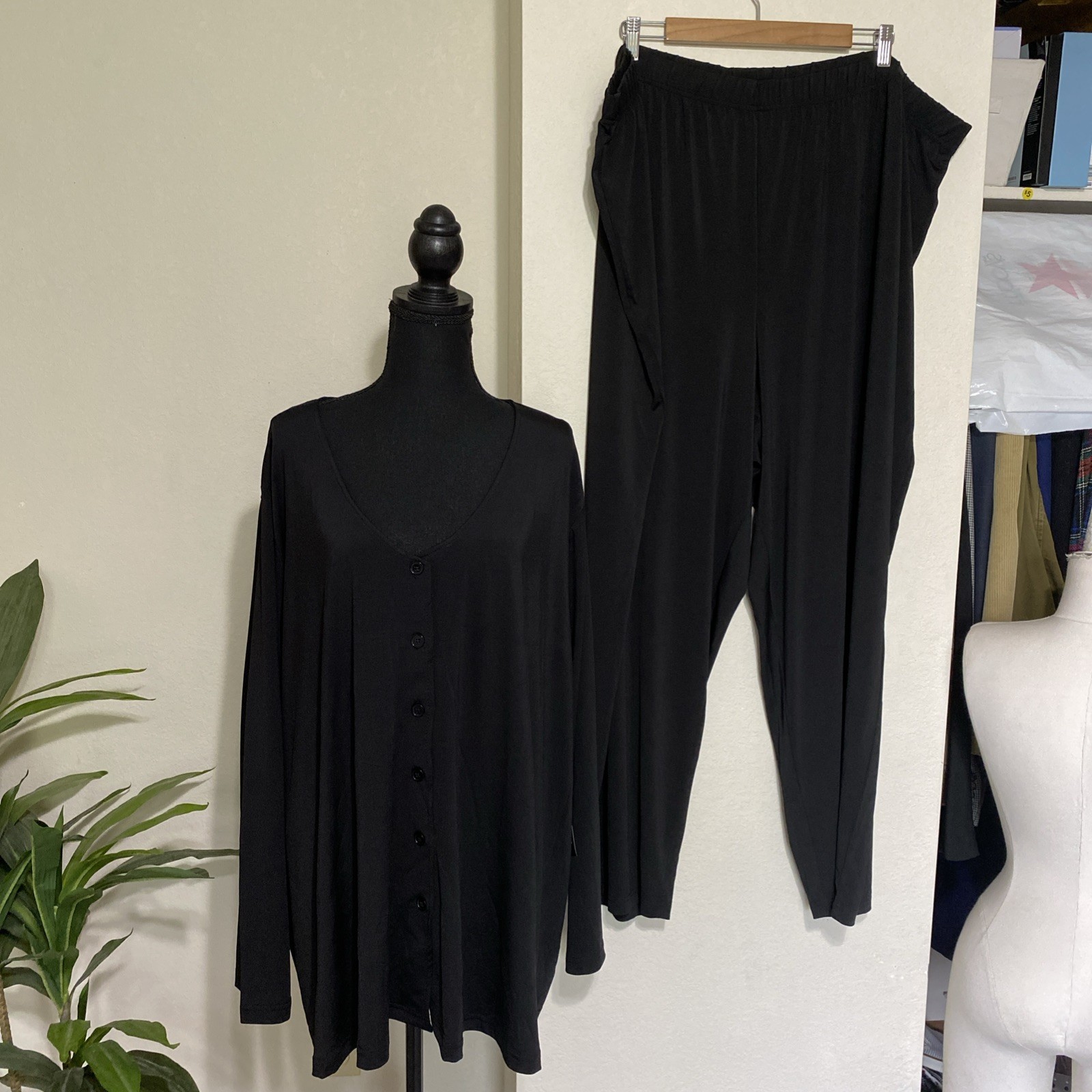 Jessica London 2 Pc Set Pull on Elastic Waist Pants Button Up Top 30/32 Plus NEW
