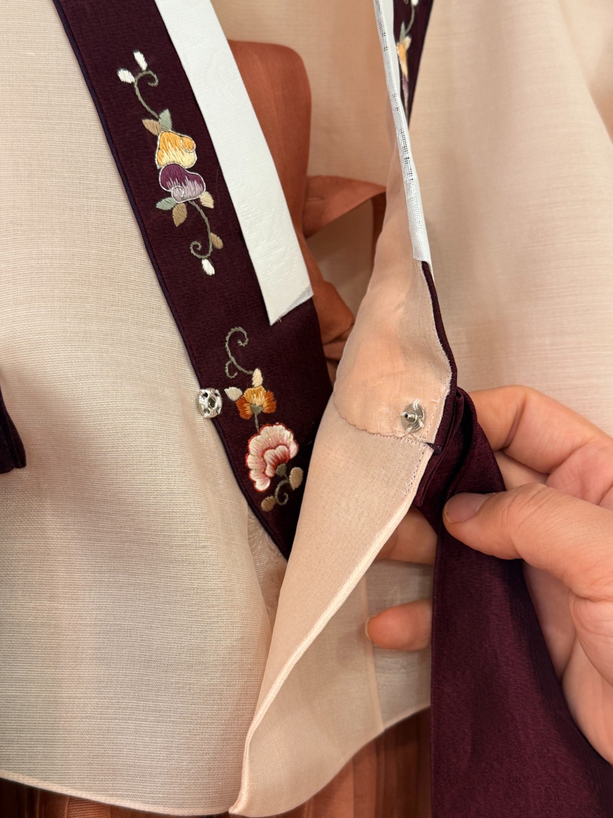 Korean Traditional Hanbok Set Pink Rose Gold Sheer Embroidered w/ Bag Norigae