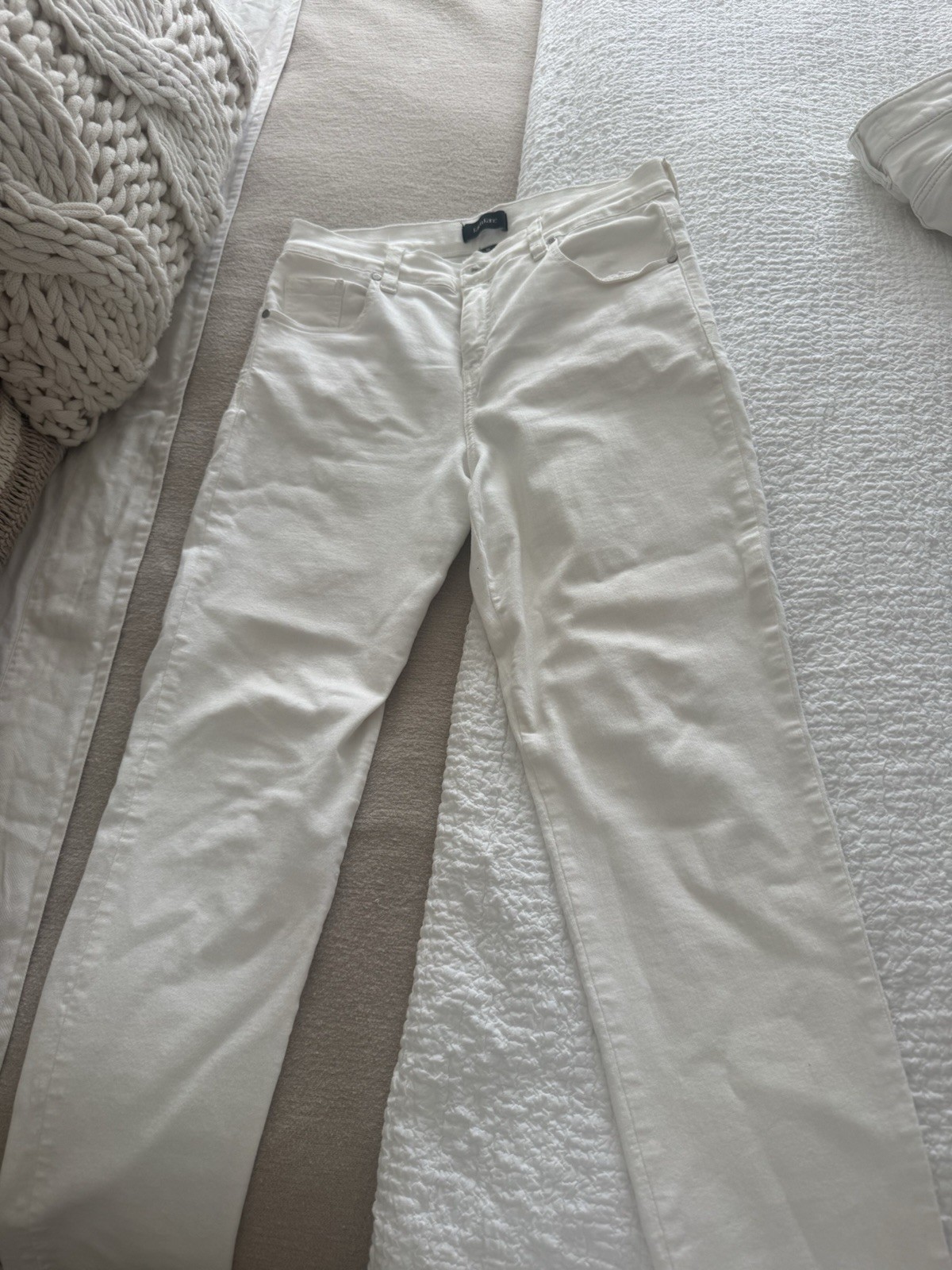 Karen Kane White Cropped Jeans Size 10 Women’s