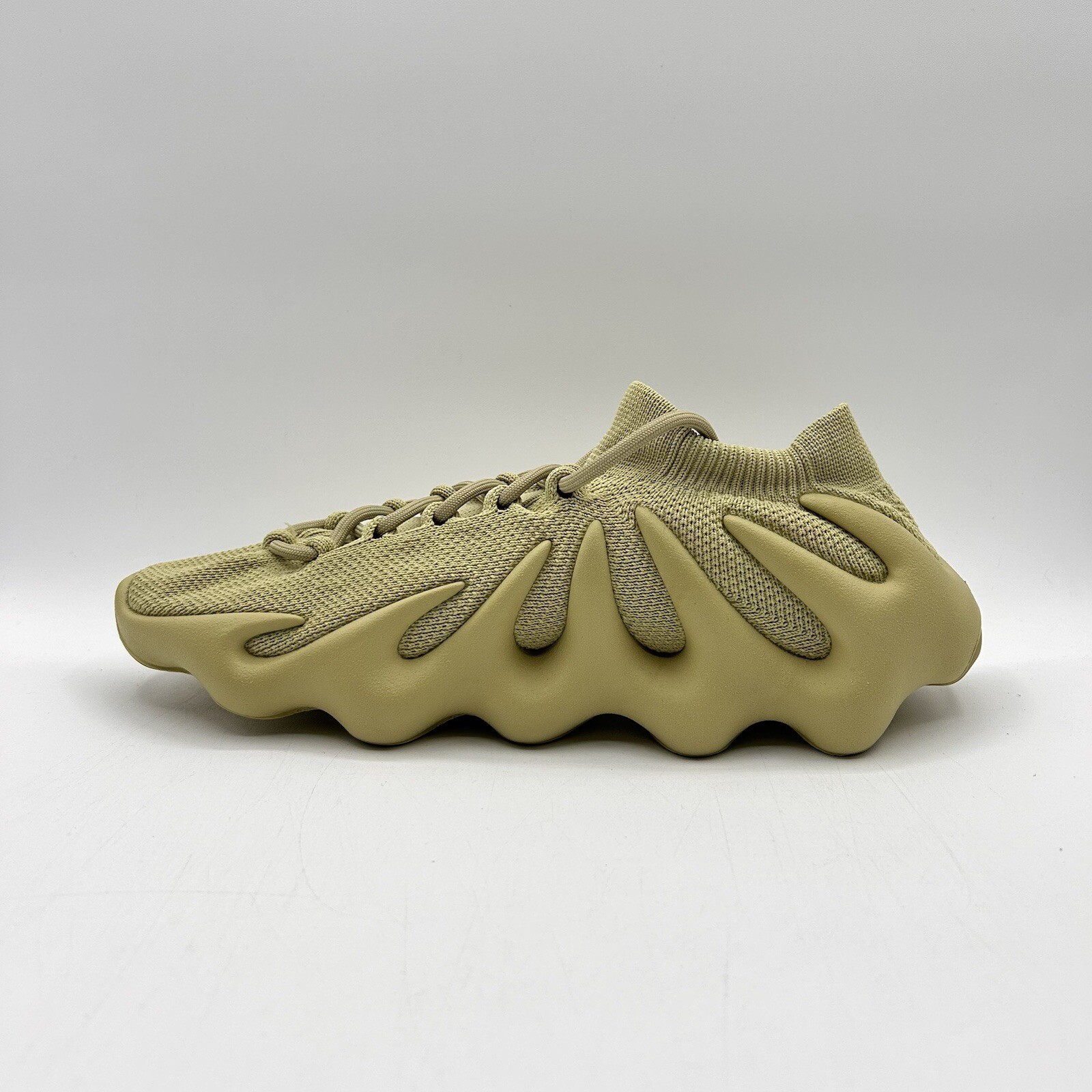 Adidas Men’s Yeezy 450 Originals Size 10 Green Resin |GY4110|