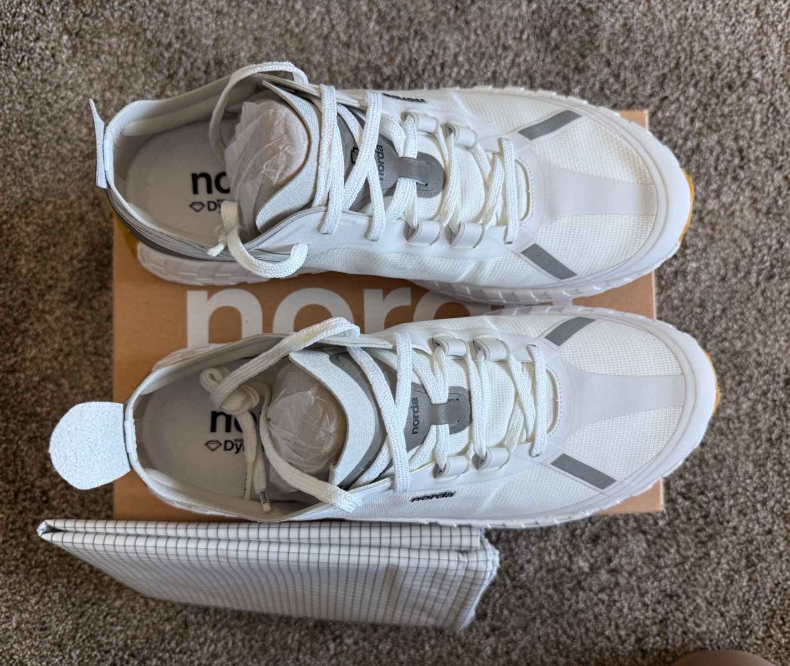 NEW NORDA 001A WHITE/GUM – MS 10 – VIBRAM 001A Trail Running – NEW MODEL!