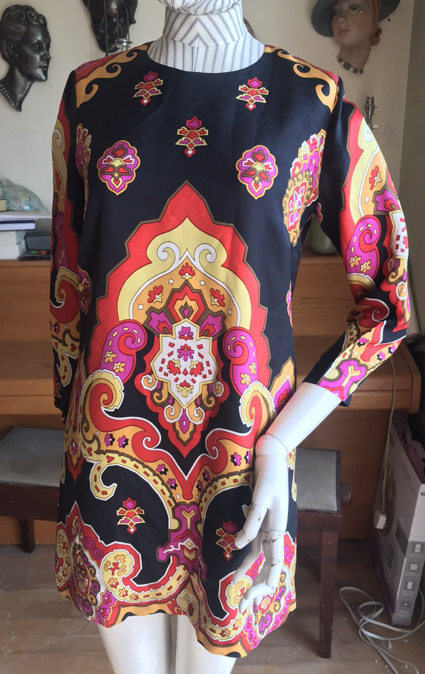 SIZE 6 SEE BY CHLOE 60S STYLE SHIFT MULTI PSYCHEDELIC PRINT ON BLACK MINI DRESS
