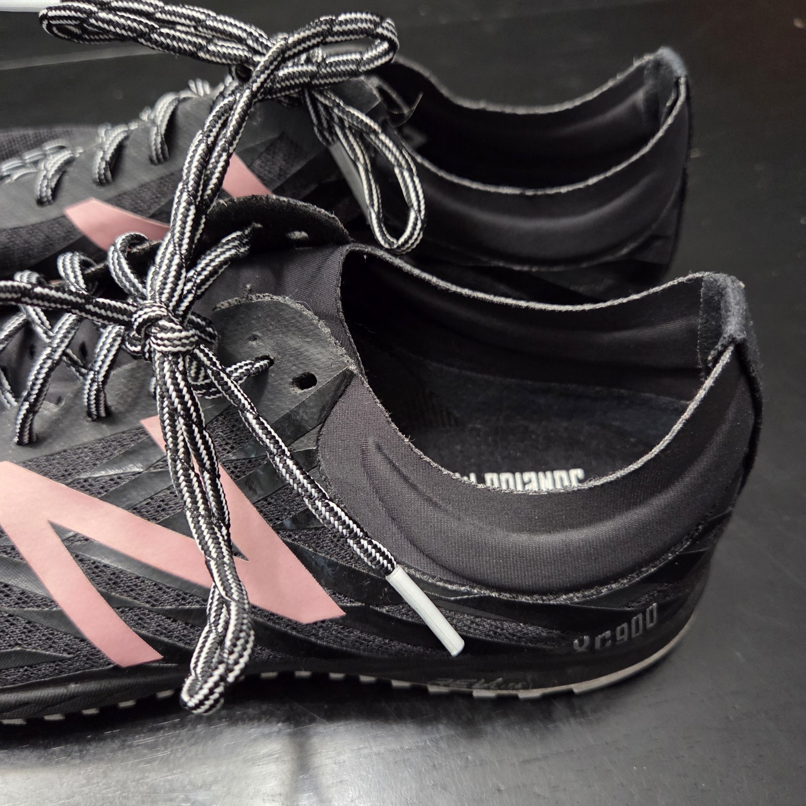 New Balance XC 900 Spike Woman’s Running Shoes Size 7 VGC Free Shipping