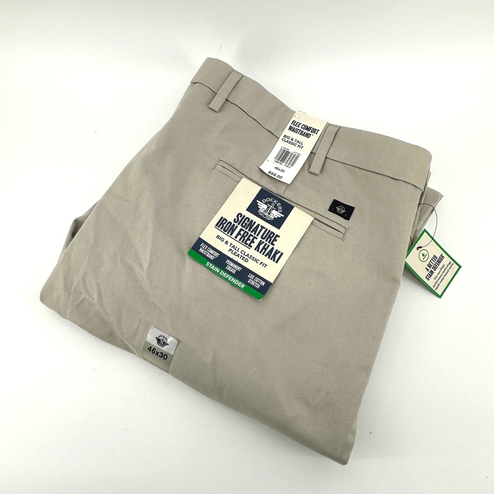 Dockers Signature Iron Free Khaki Men 46×30 Tan Classic Fit Pleated Stretch New