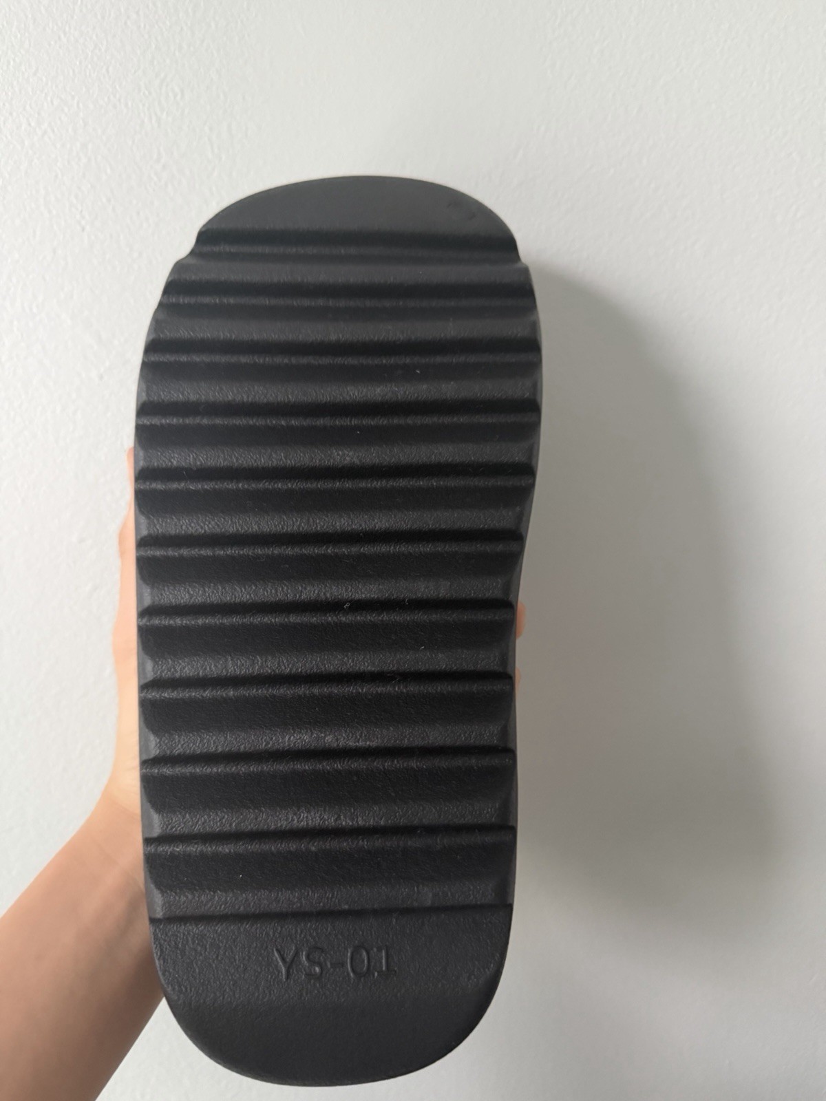 Yeezy Slide YZY YS-01 Slide AUTHENTIC With Dust Bag — 7-13 Mens