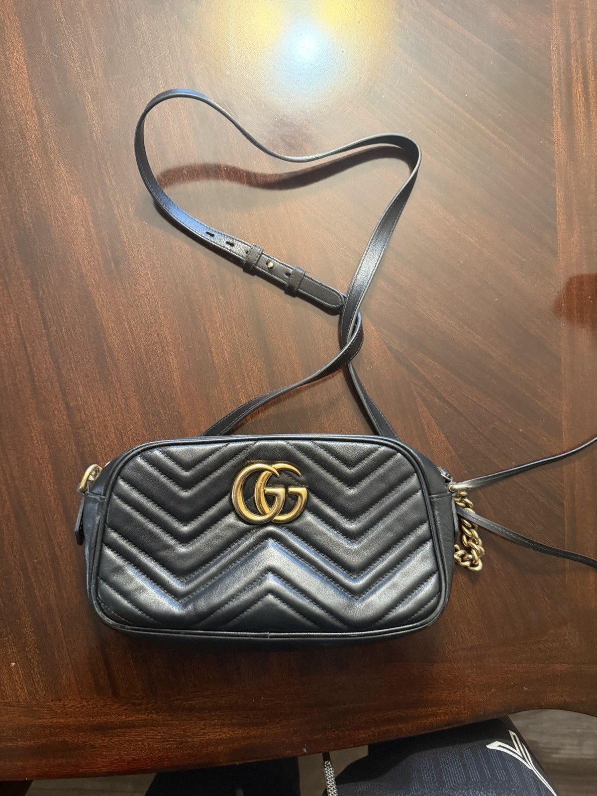 Gucci Marmont Leather Crossbody Bag Medium Excellent condition