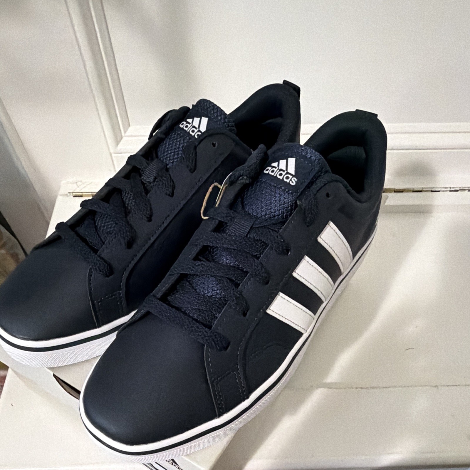 adidas vs Pace 2.0 Men’s Skateboard Sneakers Navy Blue/White, Size 8.5
