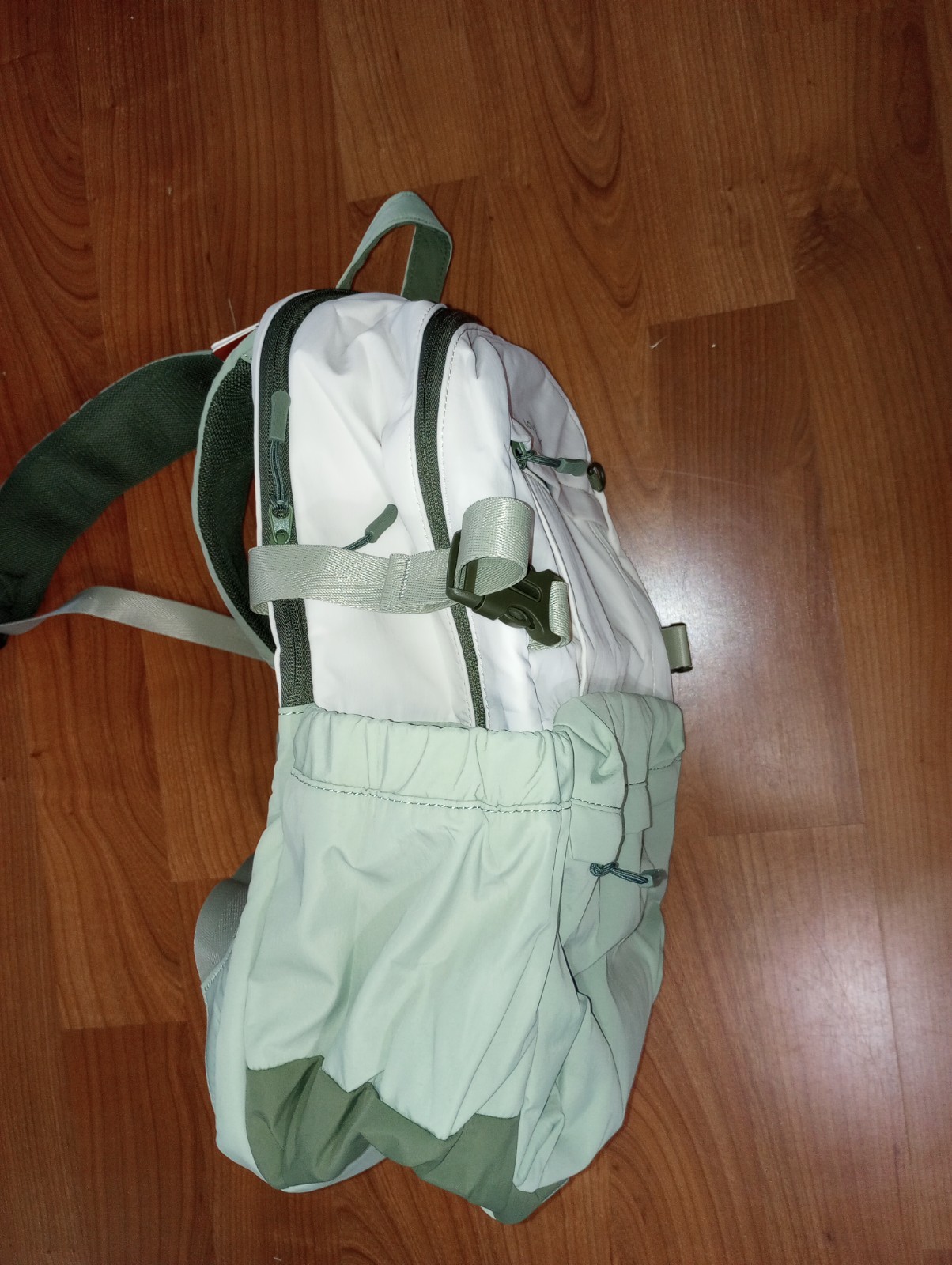 NWT LOVEVOOK Women’s Backpack, 15.6 Inch Laptop, School Backpack GREEN/BEIGE