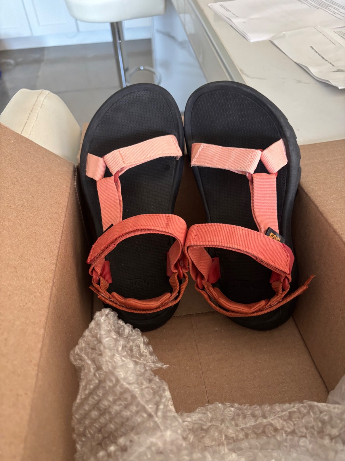 Teva W Hurricane XLT3 Women Sandles Size 6 Multi Color Straps Black Sole