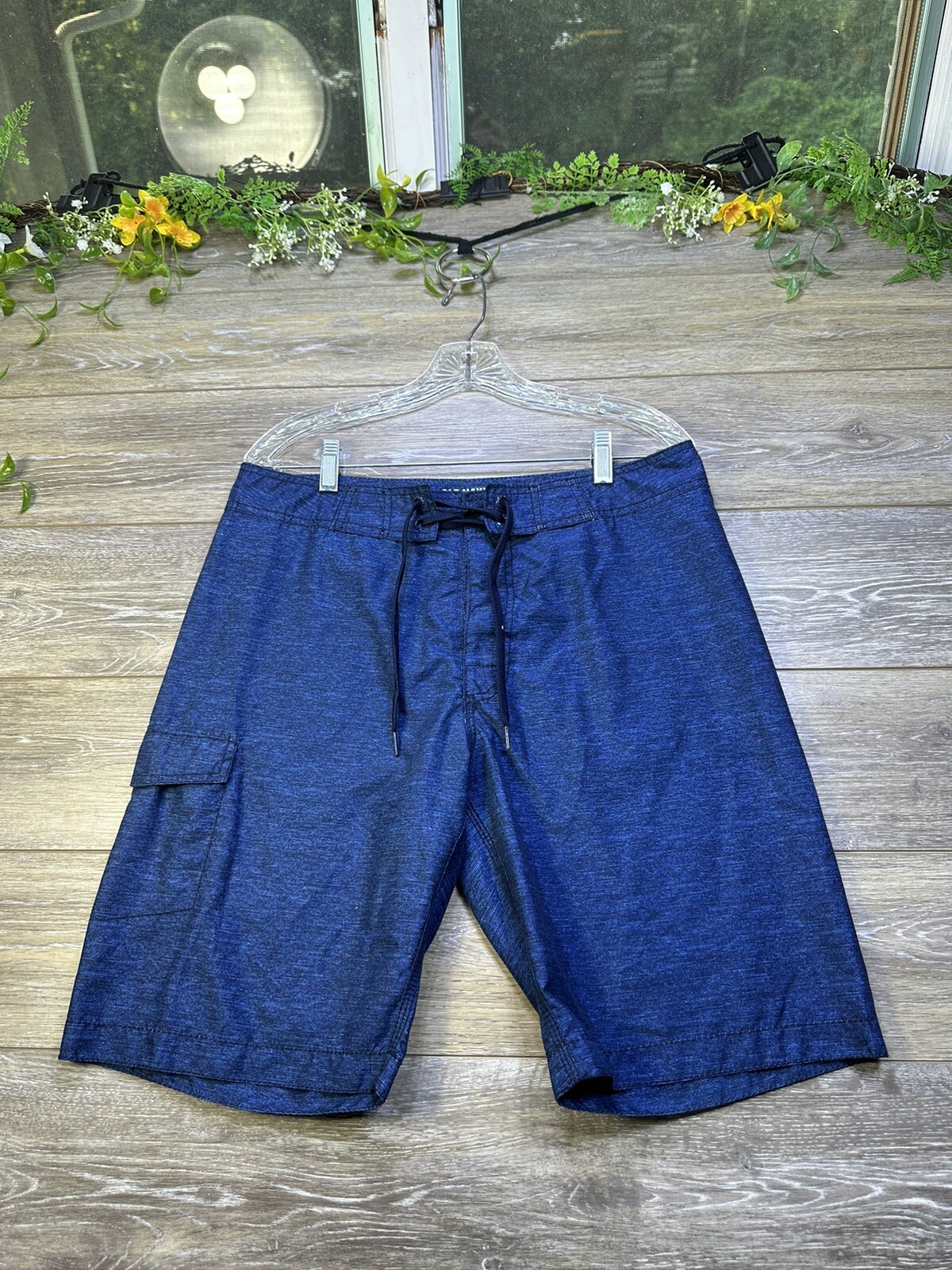 Old Navy Swim Shorts Size Medium 32-34 Waist Blue Drawstring Cargo Pocket
