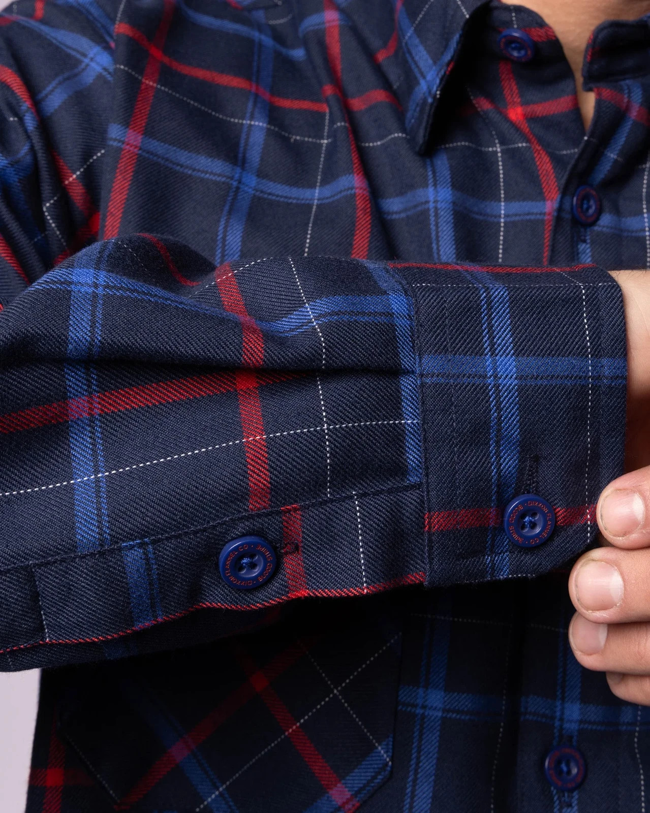😱 Dixxon Flannel Co. 😨 – “BLOOD STRIPE” (Mens Large OR XL) *New in Package*