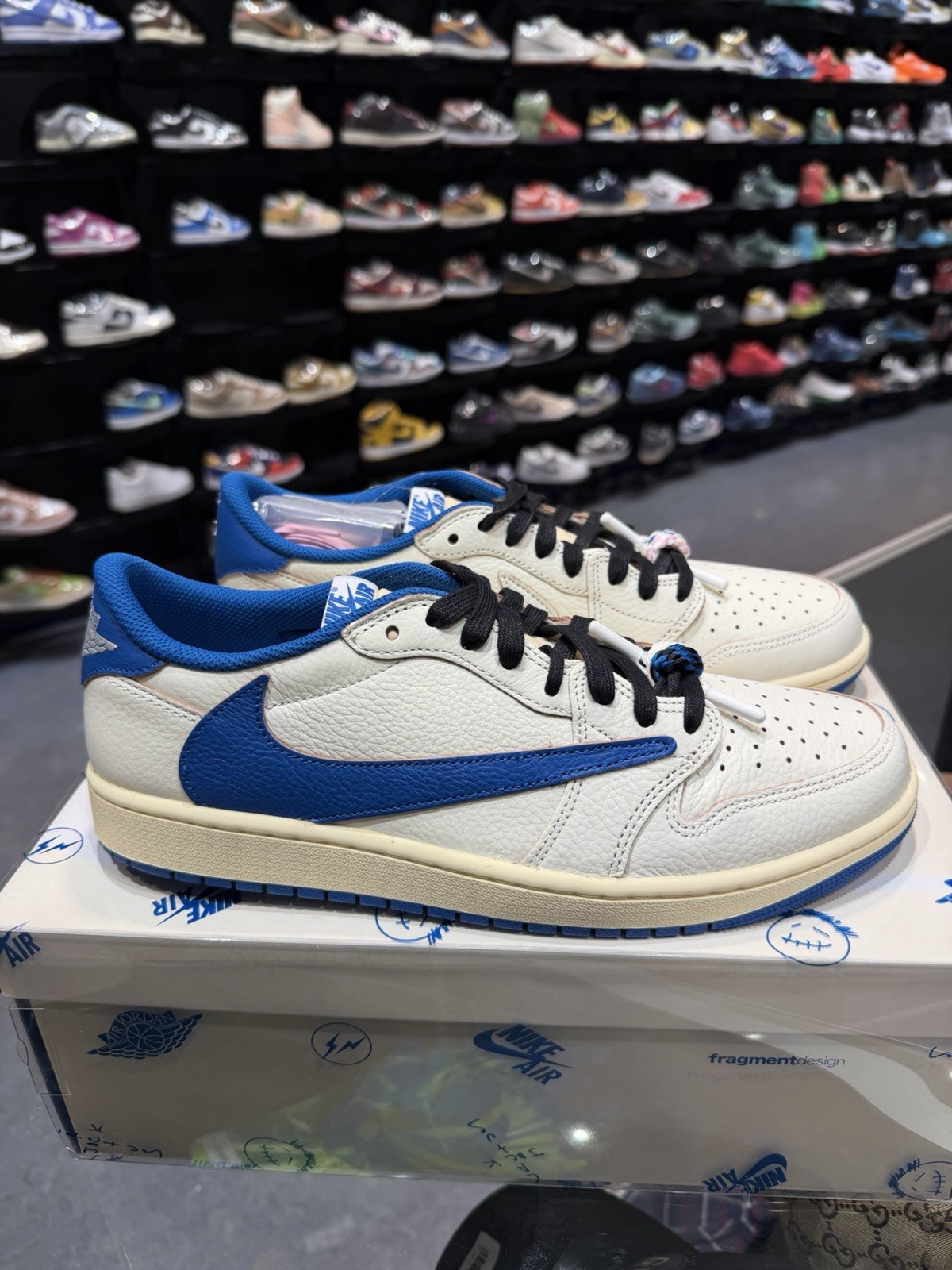Size 11 – Fragment Design x Travis Scott x Air Jordan 1 Retro (DM7866 104)