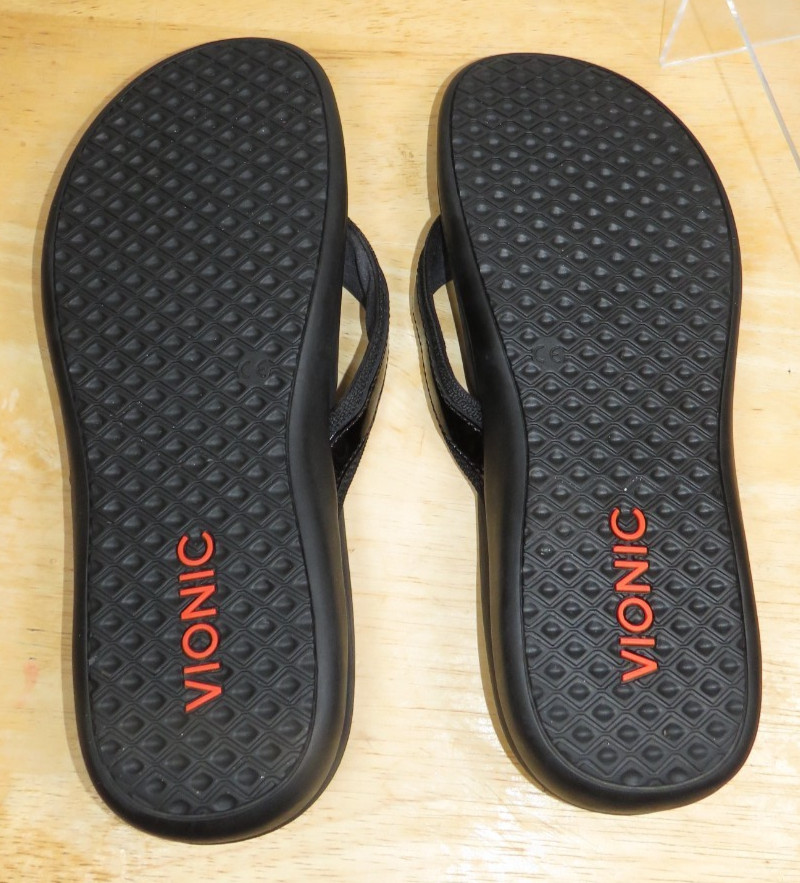 Vionic Womens Tide Orthotic Flip Flops Black Patent Thong Sandals Size 9
