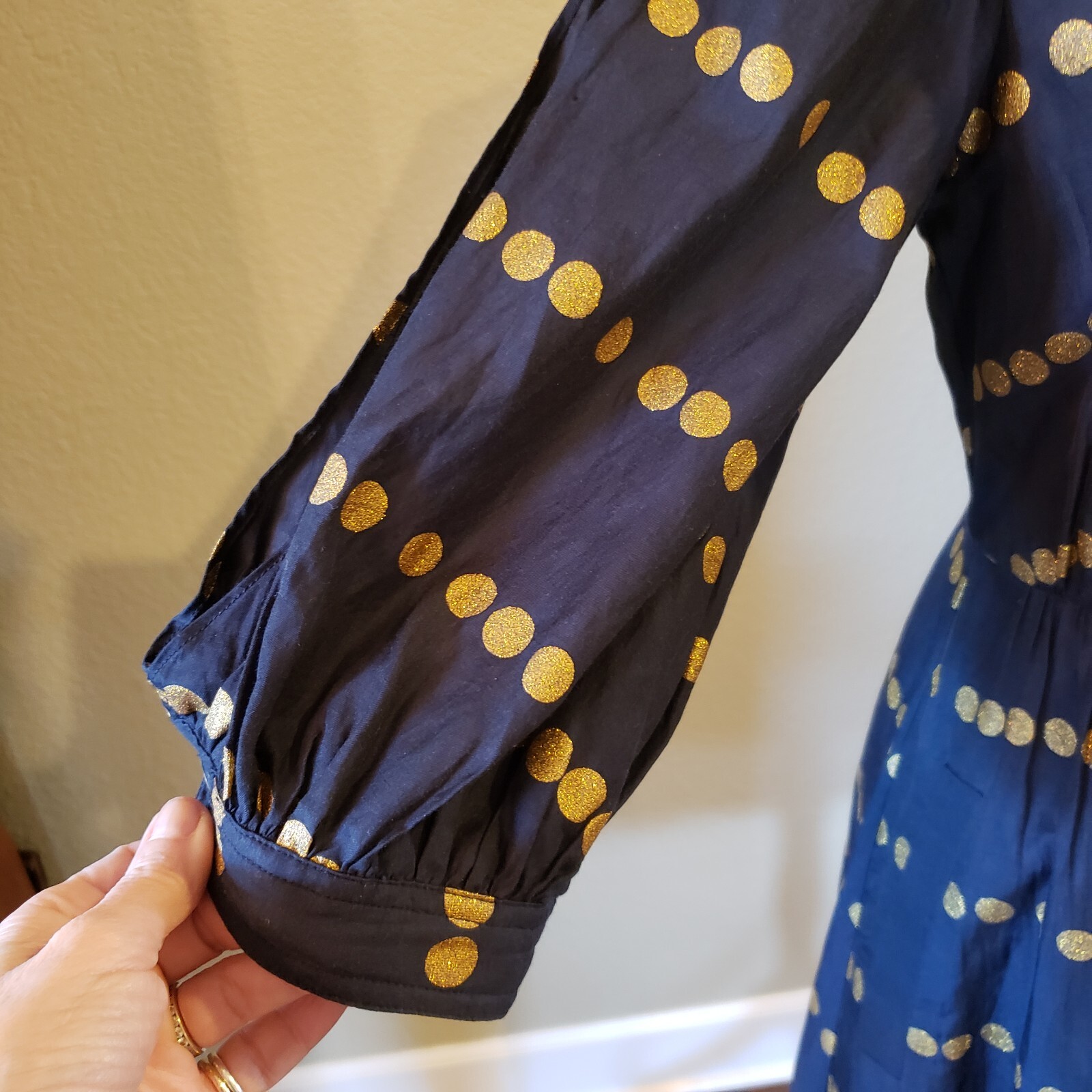 Anthropologie Postmark Dress Womens 6 Navy Gold Dots Slit Sleeves Silk Blend EUC