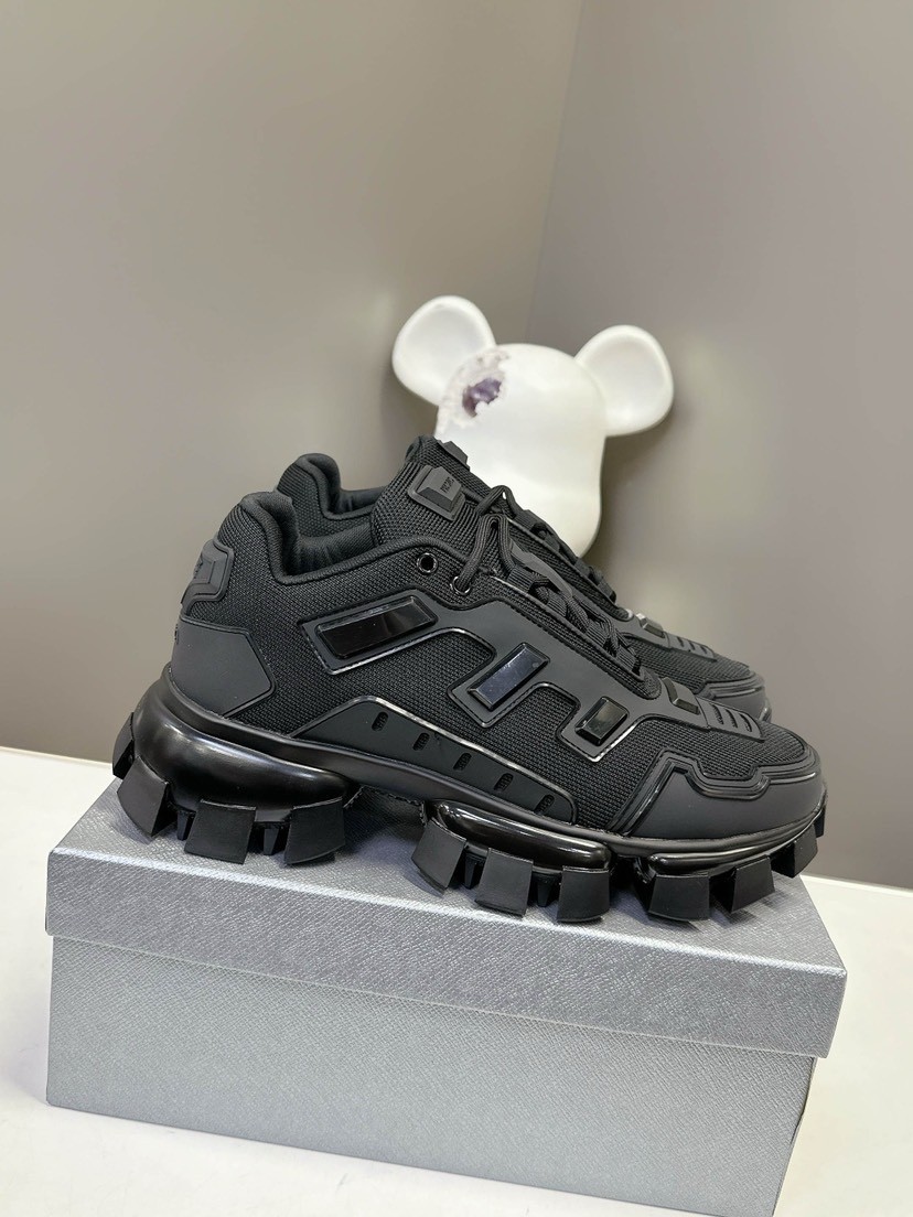 Prada “Cloud Break” black thick-soled simple and fashionable men’s shoes