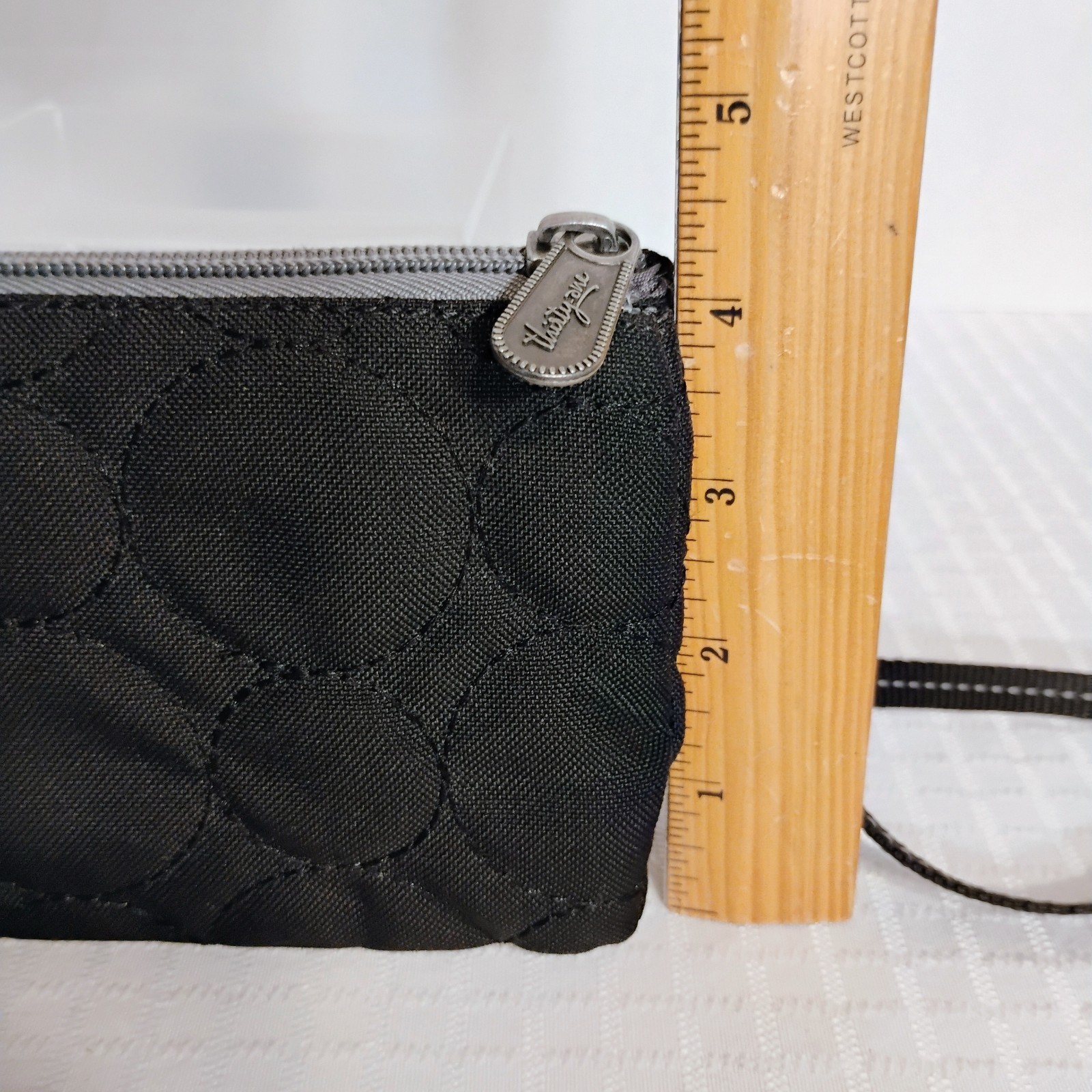 Thirty-one Black Quilted Vary You Wristlet