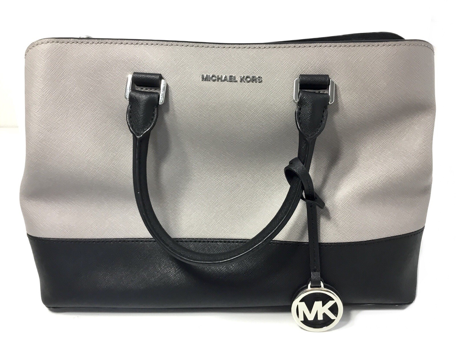MICHAEL Michael Kors Savannah Large Satchel (Pearl Grey/Black) 30F7SS7S3T-PGBLK
